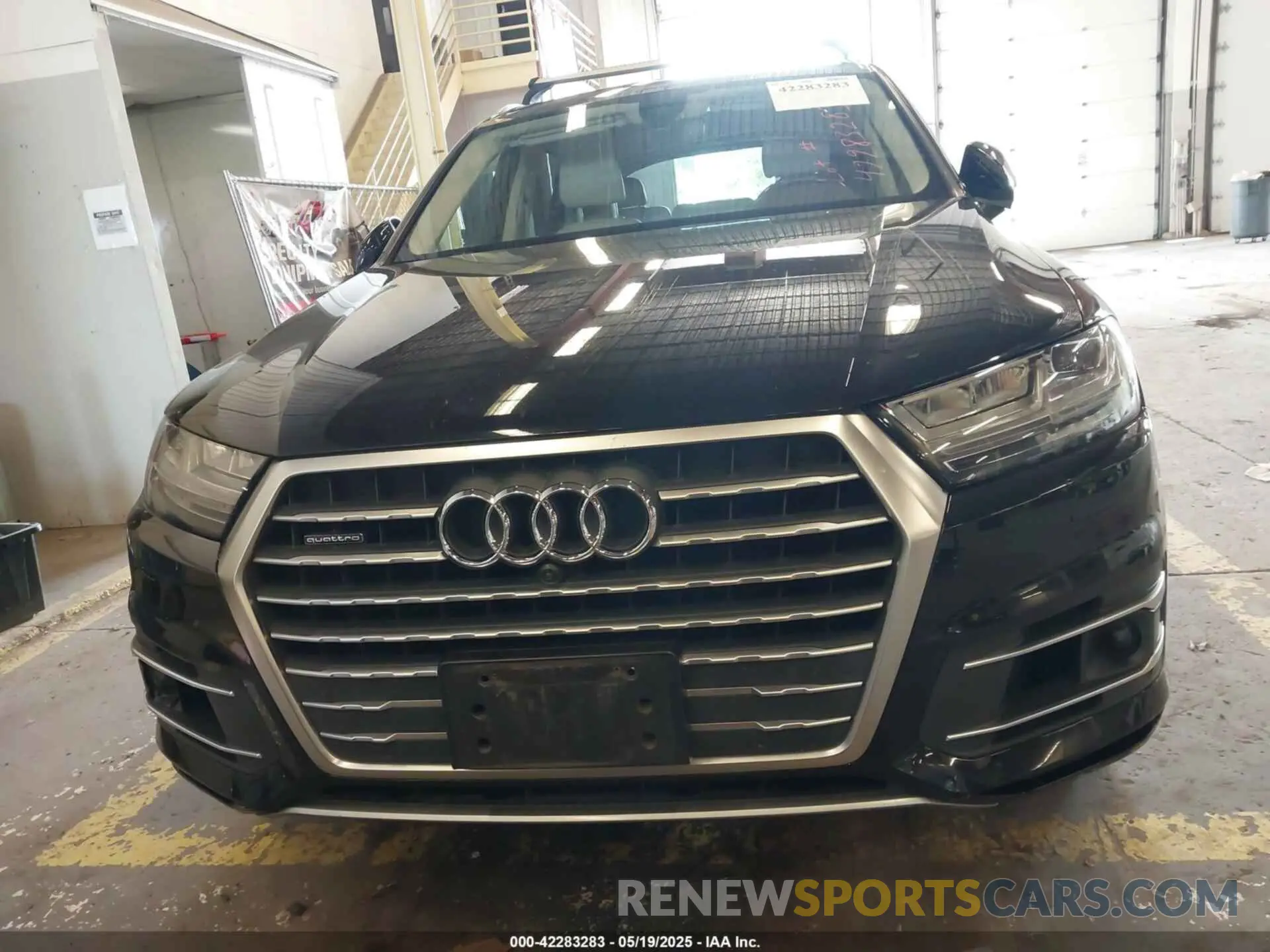 12 Photograph of a damaged car WA1LAAF73KD020866 AUDI Q7 2019