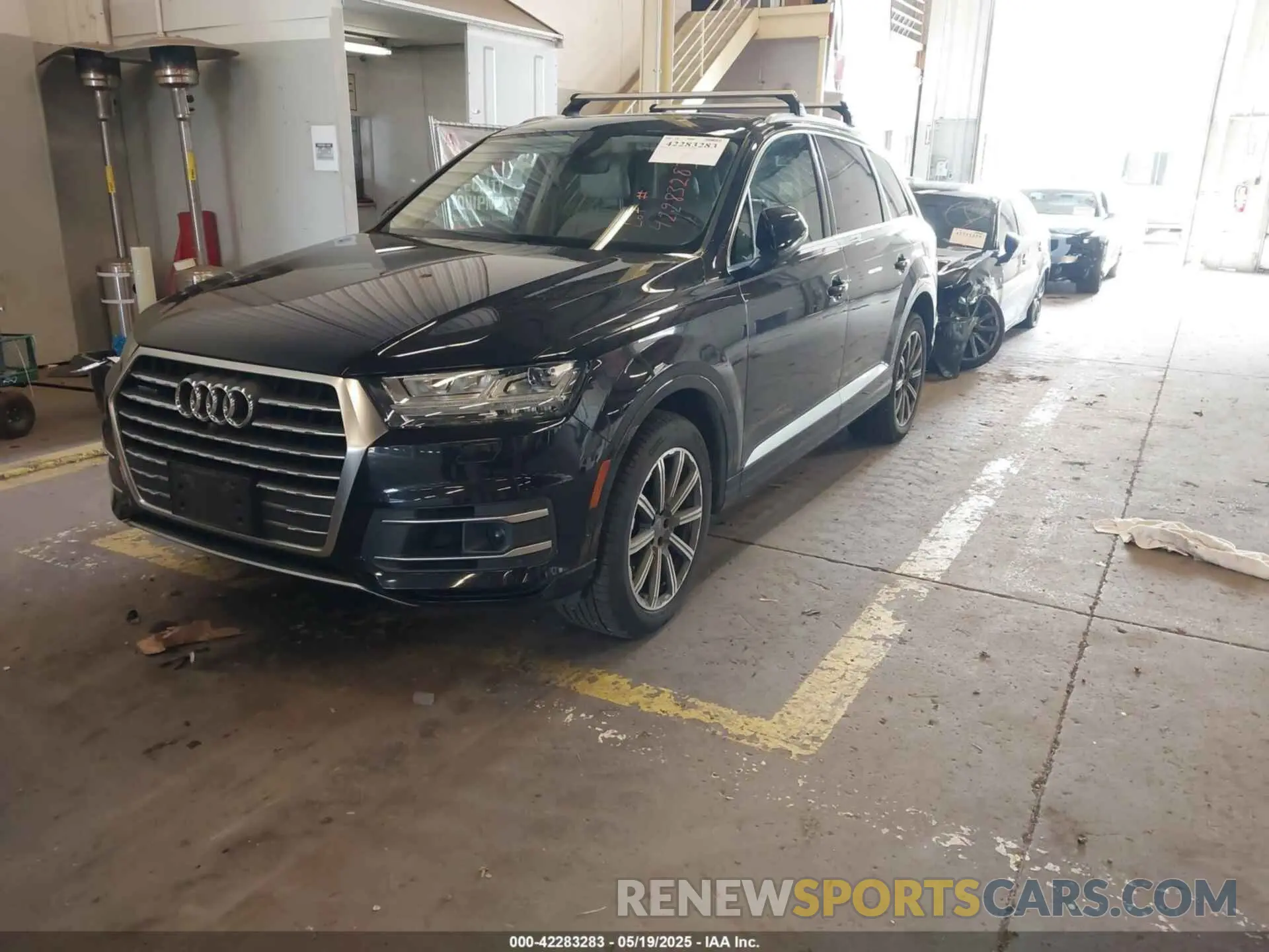 2 Photograph of a damaged car WA1LAAF73KD020866 AUDI Q7 2019