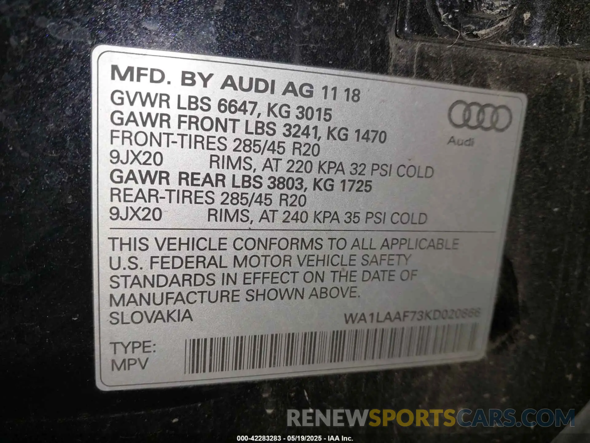 9 Photograph of a damaged car WA1LAAF73KD020866 AUDI Q7 2019