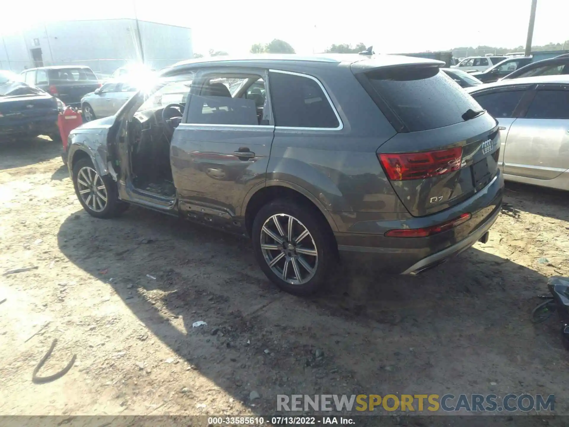 3 Photograph of a damaged car WA1LAAF73KD023976 AUDI Q7 2019