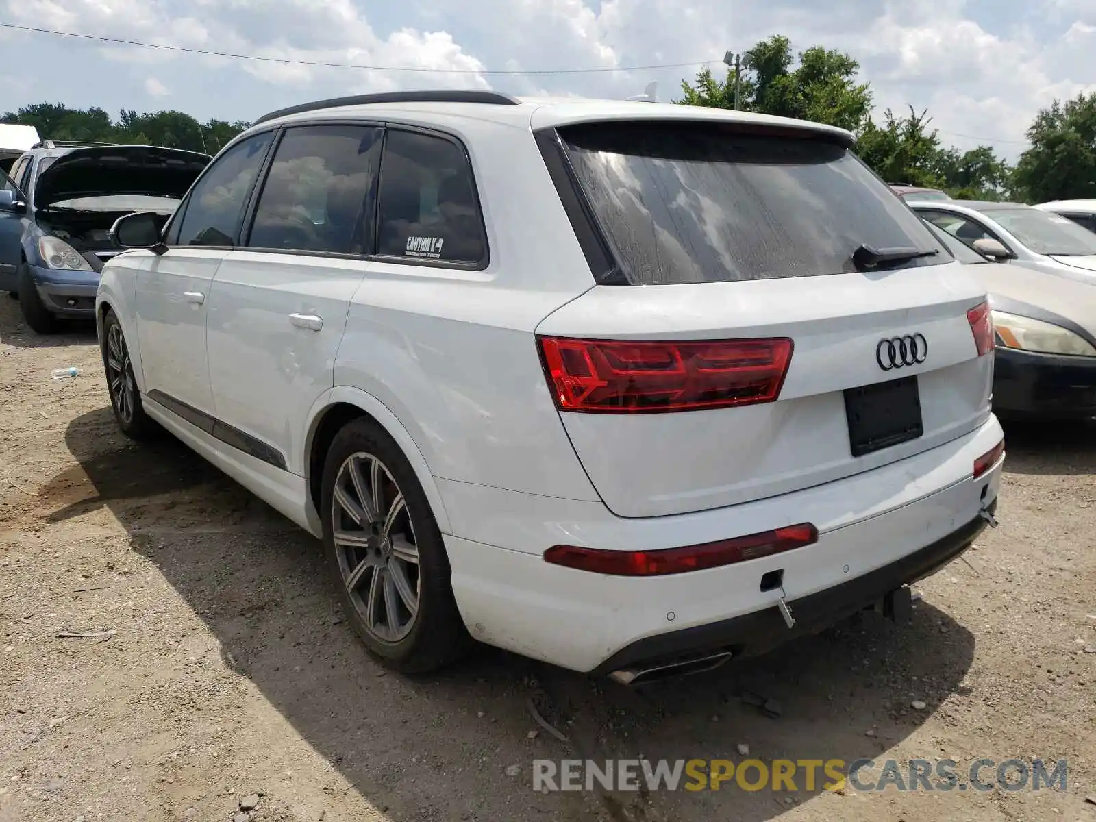 3 Photograph of a damaged car WA1LAAF73KD048571 AUDI Q7 2019