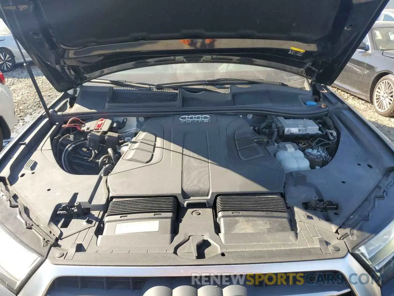 12 Photograph of a damaged car WA1LAAF74KD000089 AUDI Q7 2019