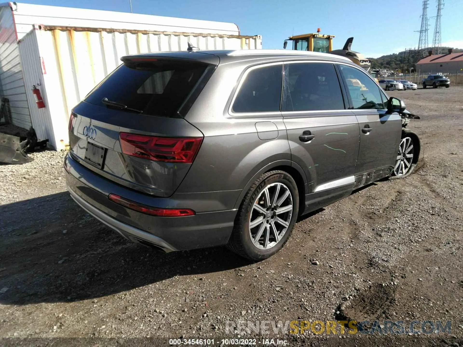4 Photograph of a damaged car WA1LAAF74KD001890 AUDI Q7 2019