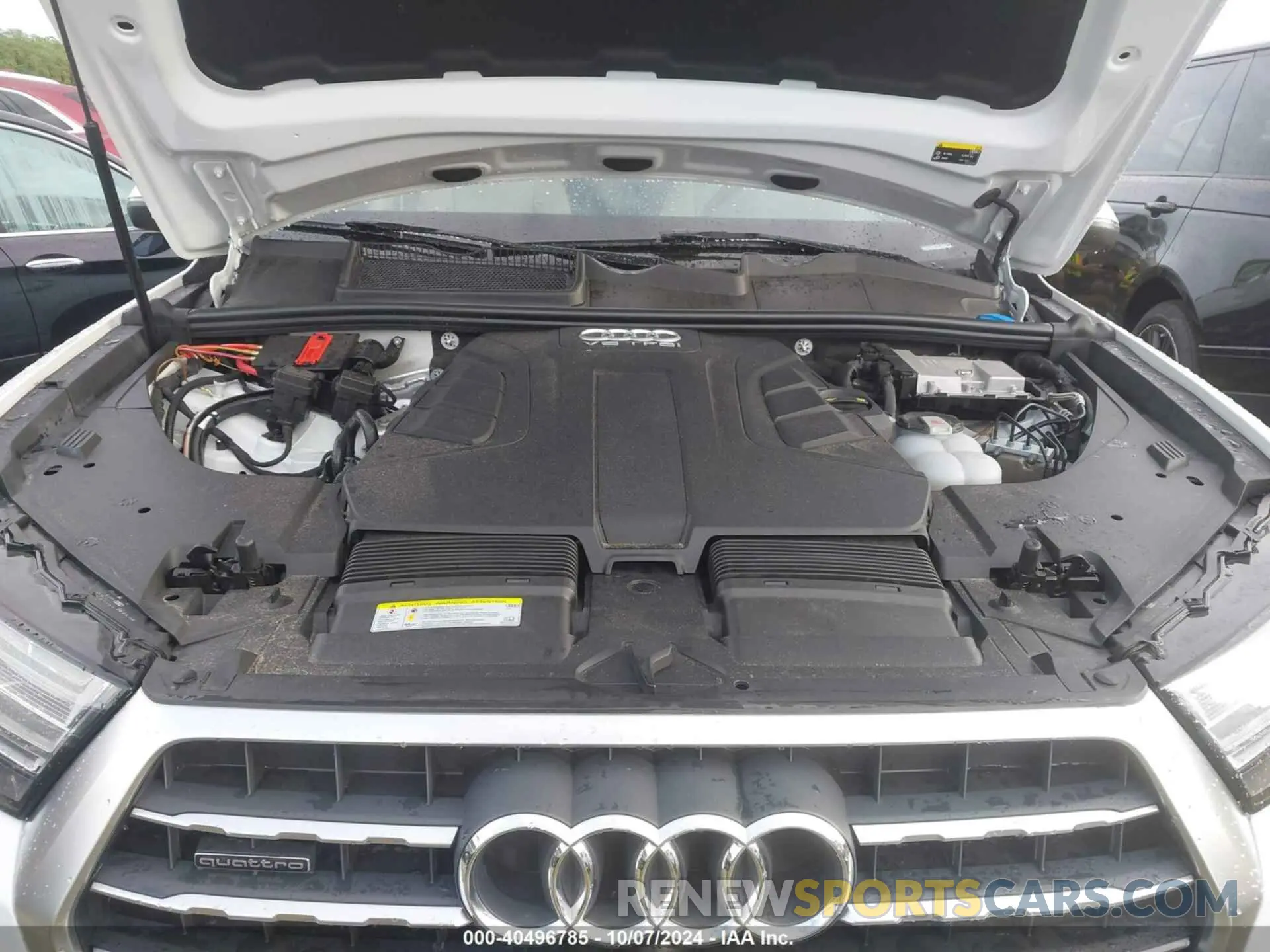 10 Photograph of a damaged car WA1LAAF74KD002571 AUDI Q7 2019