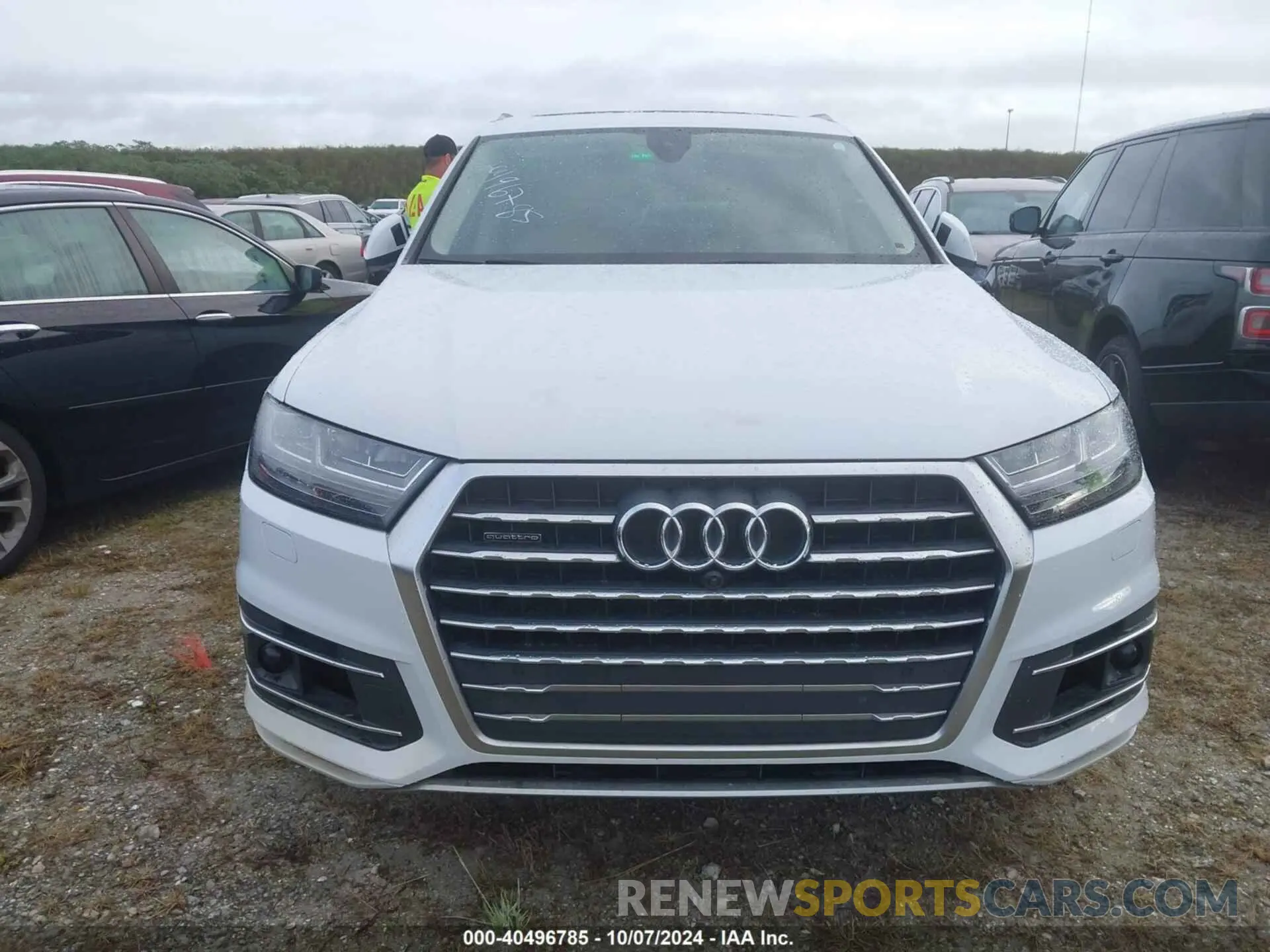 12 Photograph of a damaged car WA1LAAF74KD002571 AUDI Q7 2019