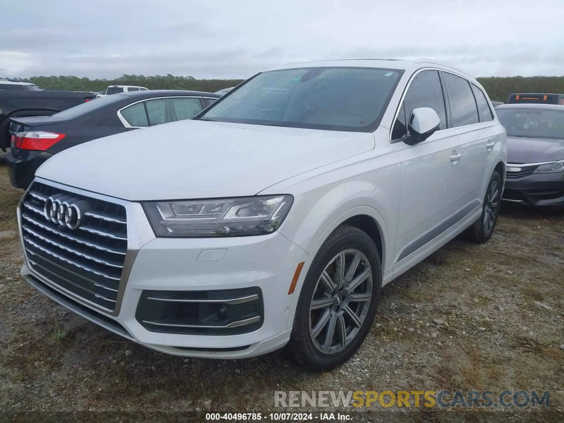 2 Photograph of a damaged car WA1LAAF74KD002571 AUDI Q7 2019