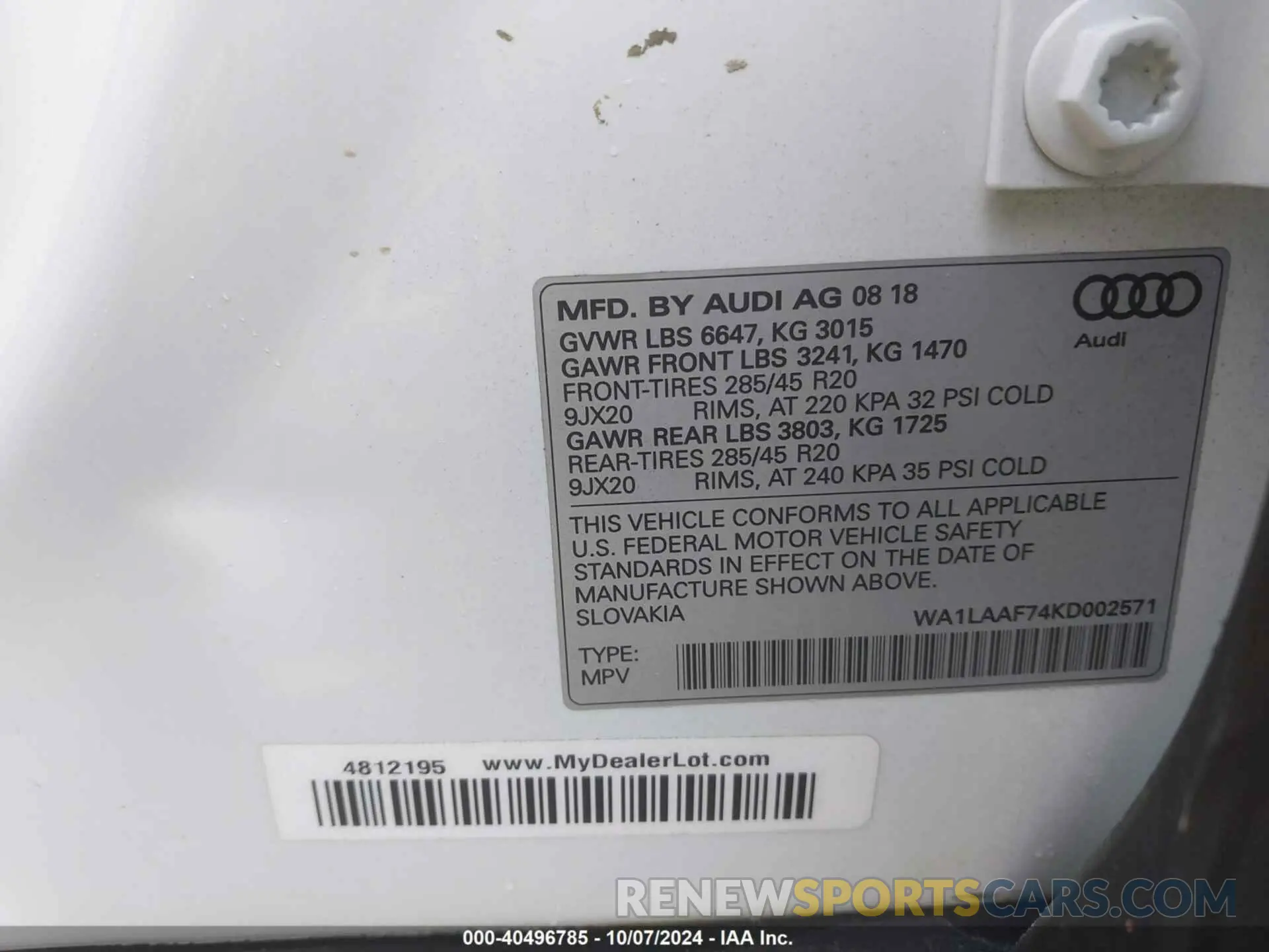 9 Photograph of a damaged car WA1LAAF74KD002571 AUDI Q7 2019