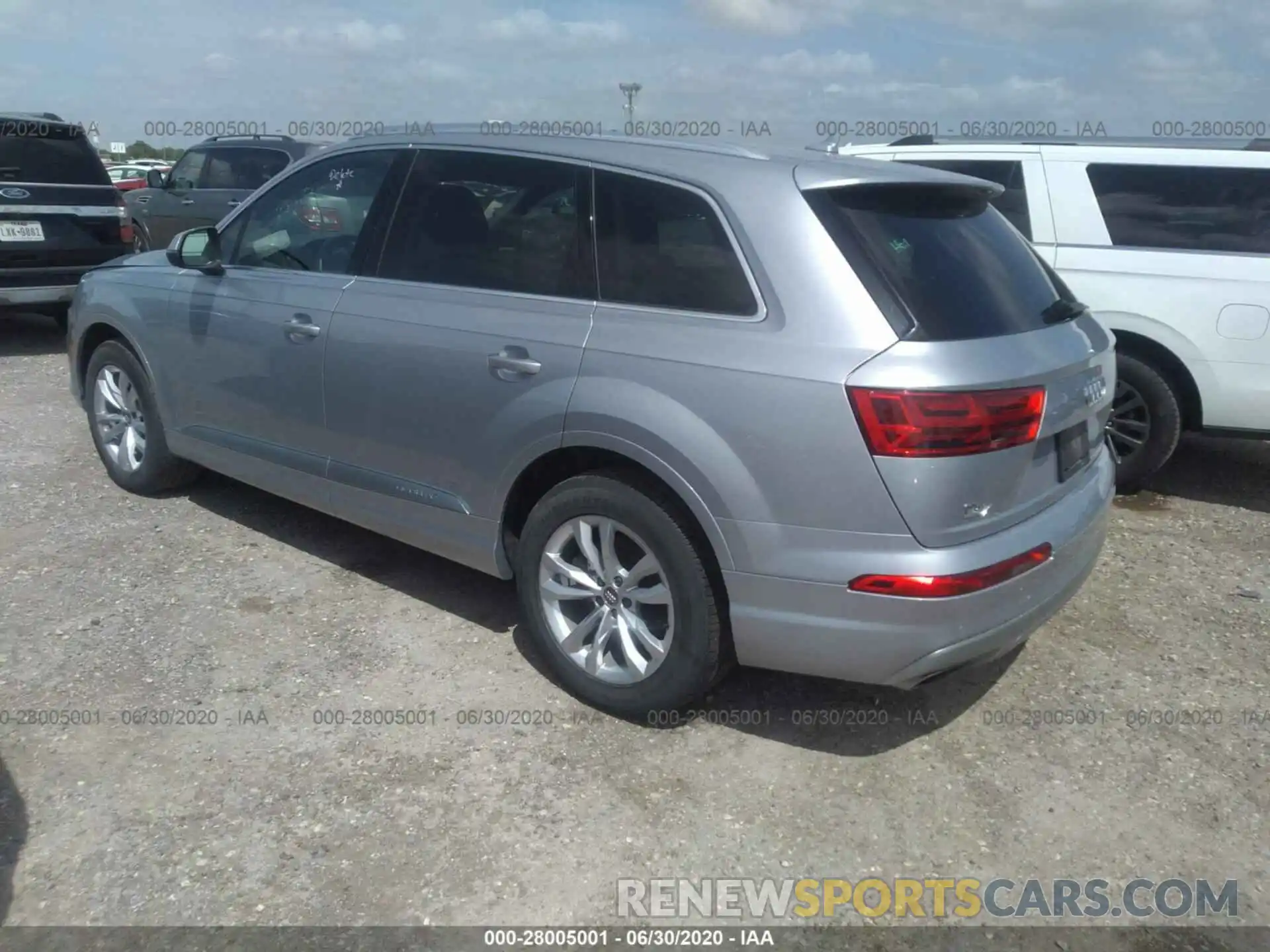 3 Photograph of a damaged car WA1LAAF74KD043461 AUDI Q7 2019