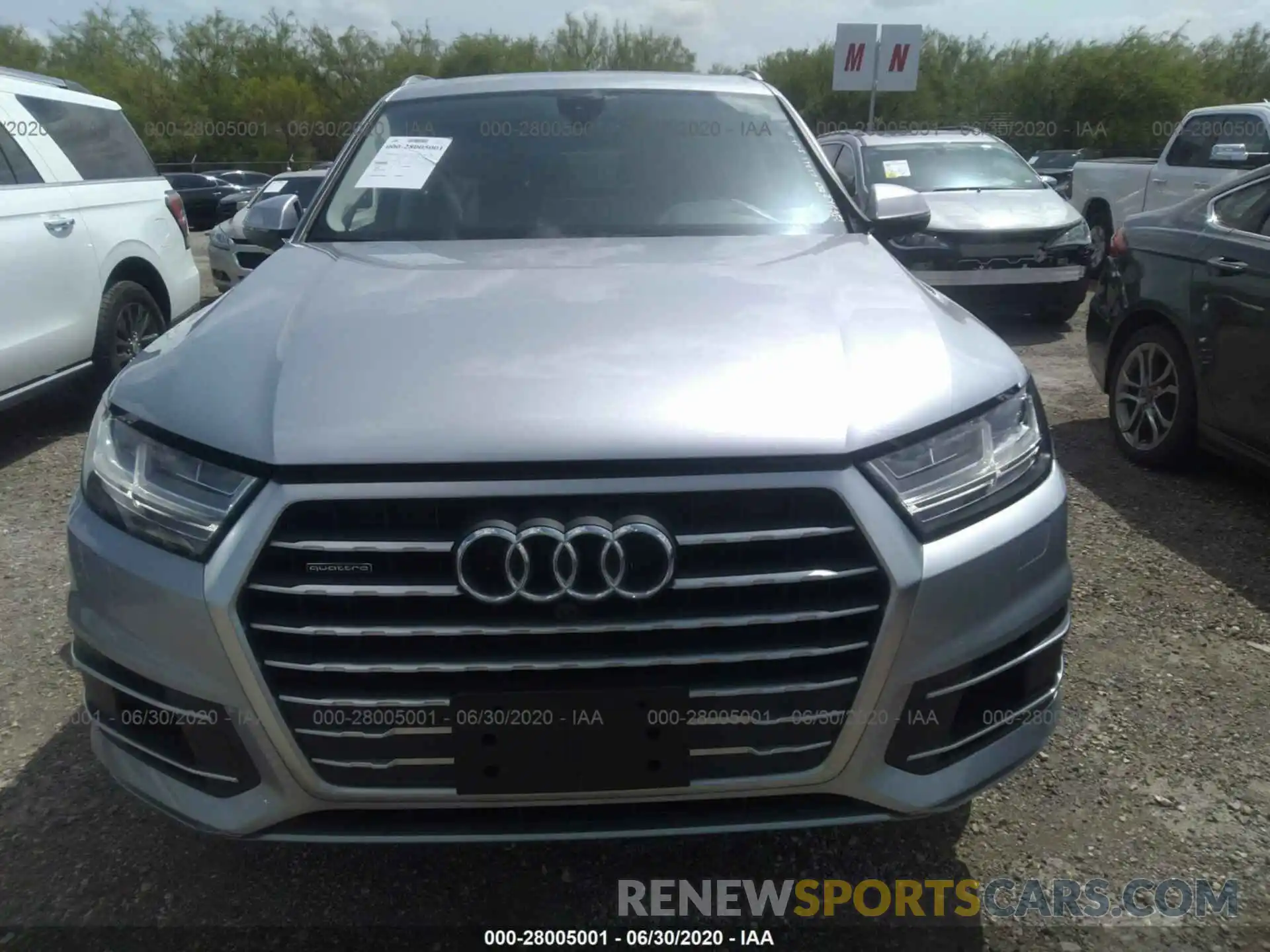 6 Photograph of a damaged car WA1LAAF74KD043461 AUDI Q7 2019