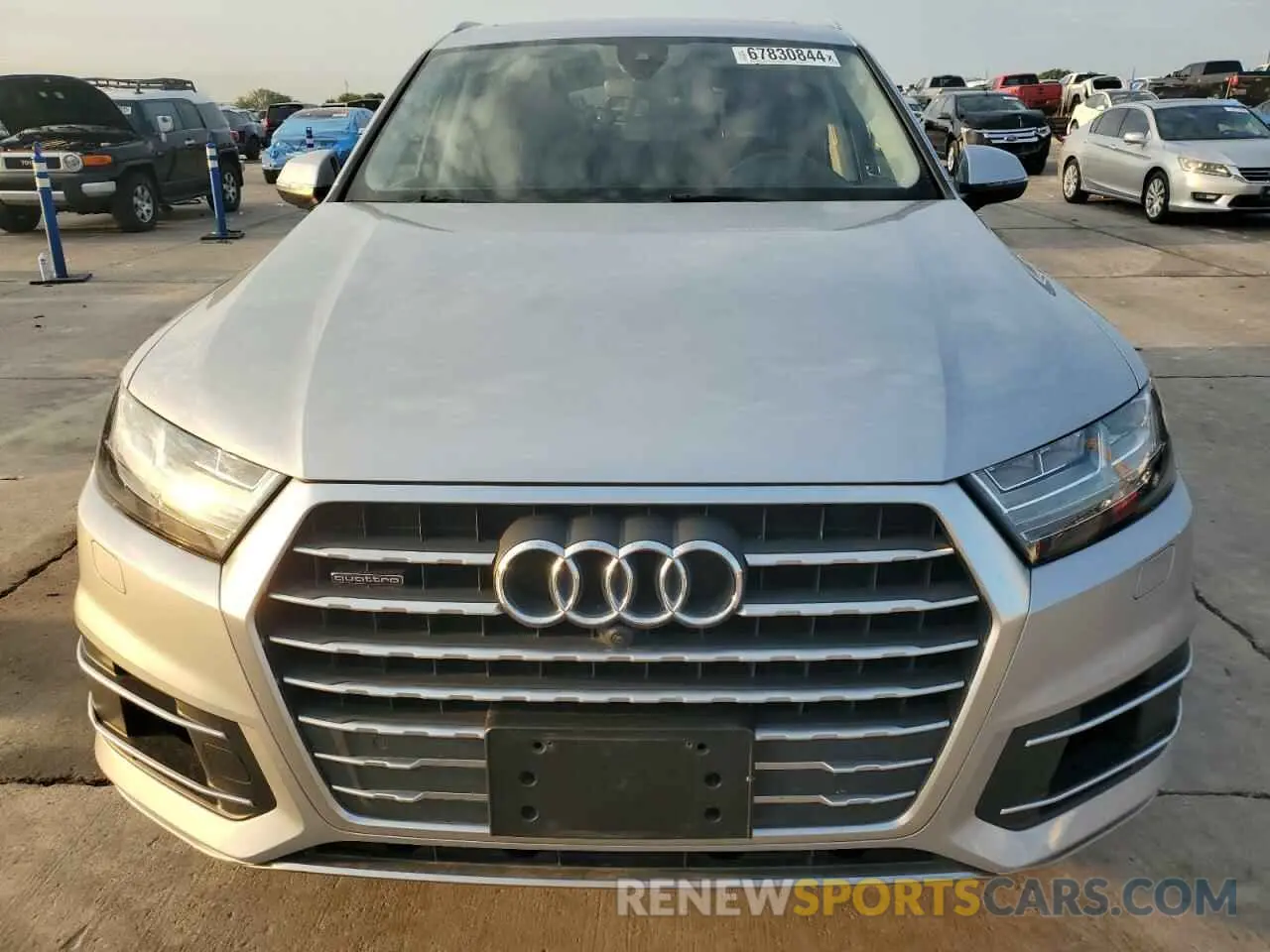 5 Photograph of a damaged car WA1LAAF74KD044433 AUDI Q7 2019