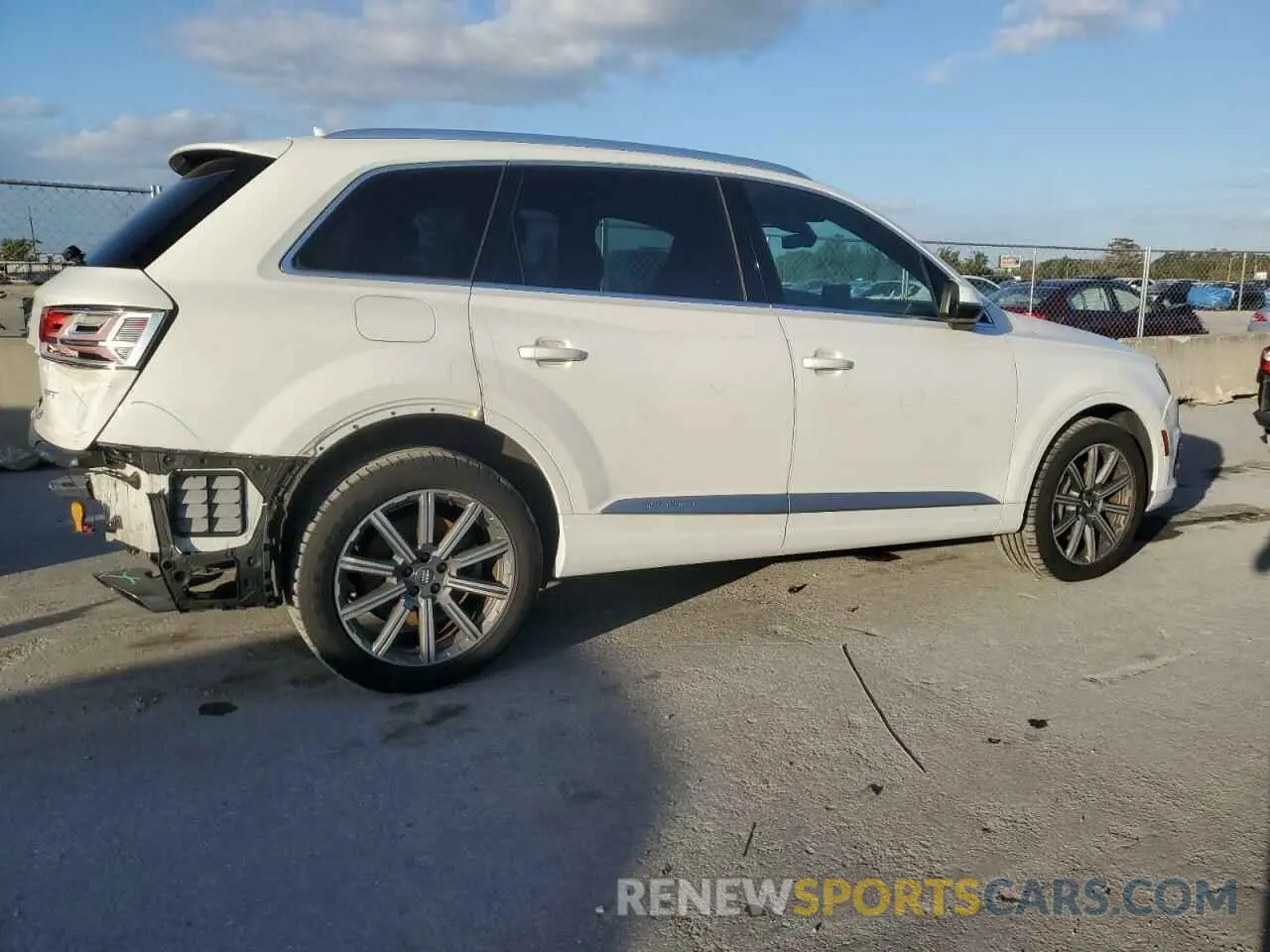 3 Photograph of a damaged car WA1LAAF75KD006001 AUDI Q7 2019