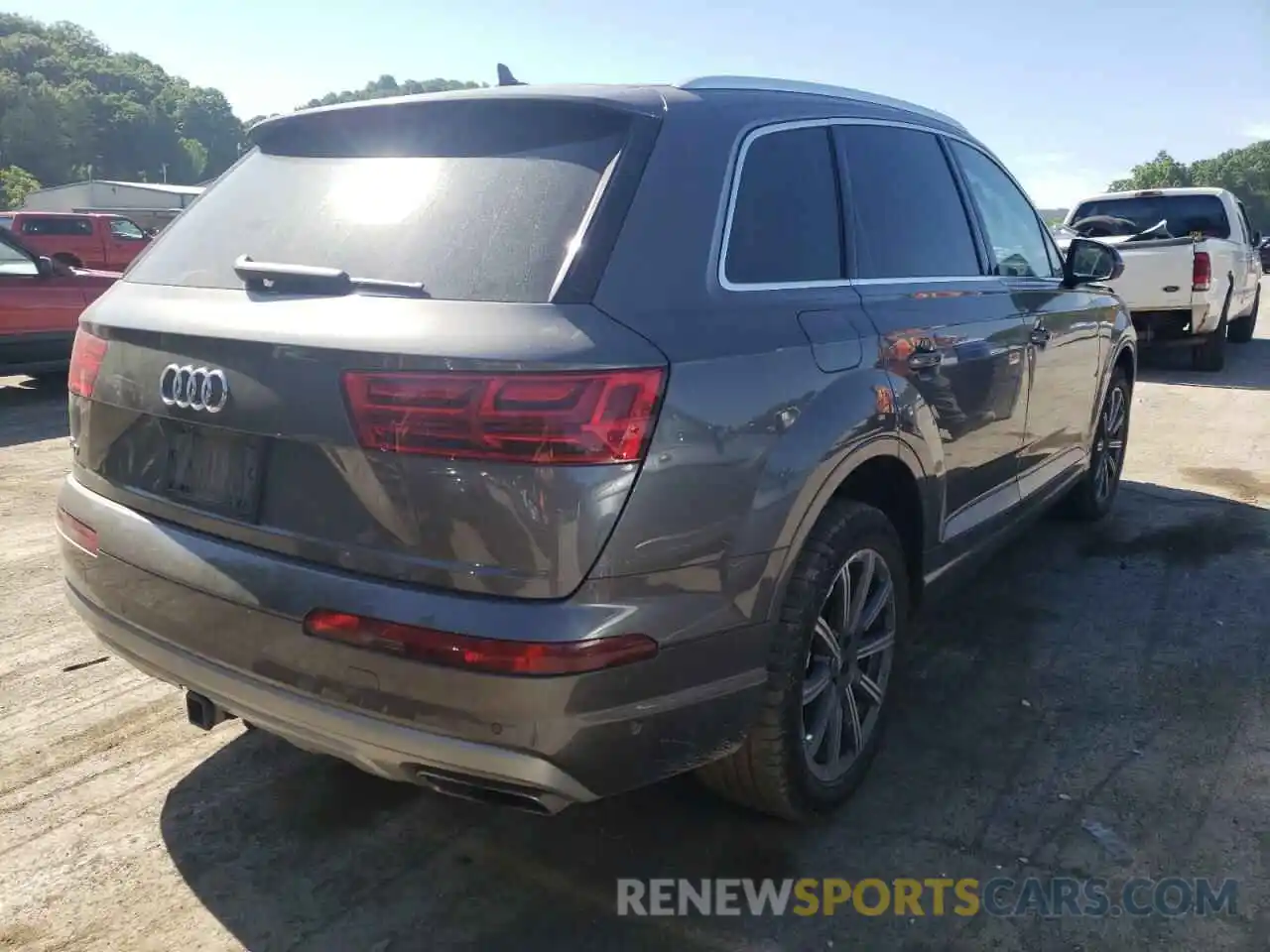 4 Photograph of a damaged car WA1LAAF75KD009948 AUDI Q7 2019