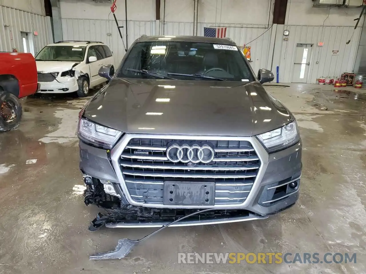 5 Photograph of a damaged car WA1LAAF75KD010565 AUDI Q7 2019