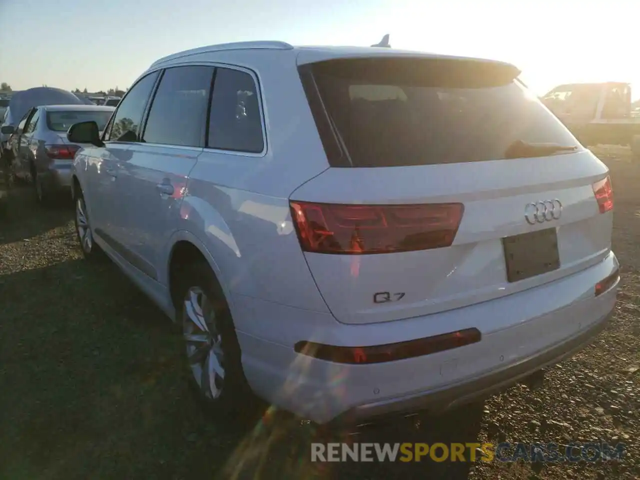 3 Photograph of a damaged car WA1LAAF75KD015894 AUDI Q7 2019