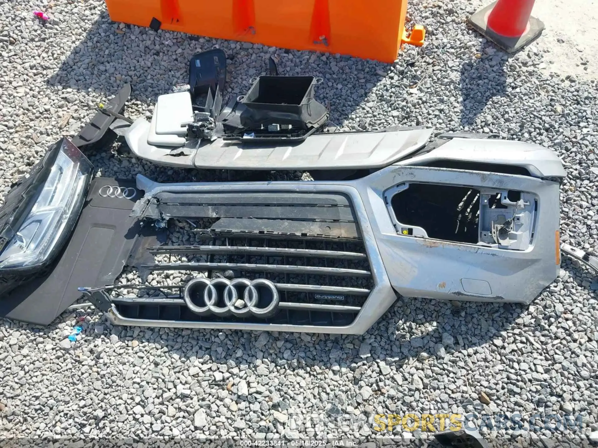 12 Photograph of a damaged car WA1LAAF75KD023266 AUDI Q7 2019