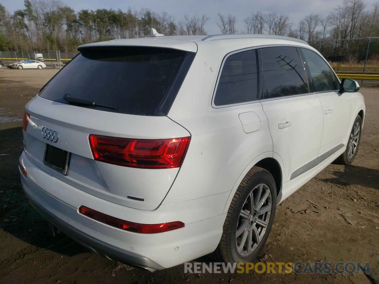 4 Photograph of a damaged car WA1LAAF75KD037099 AUDI Q7 2019