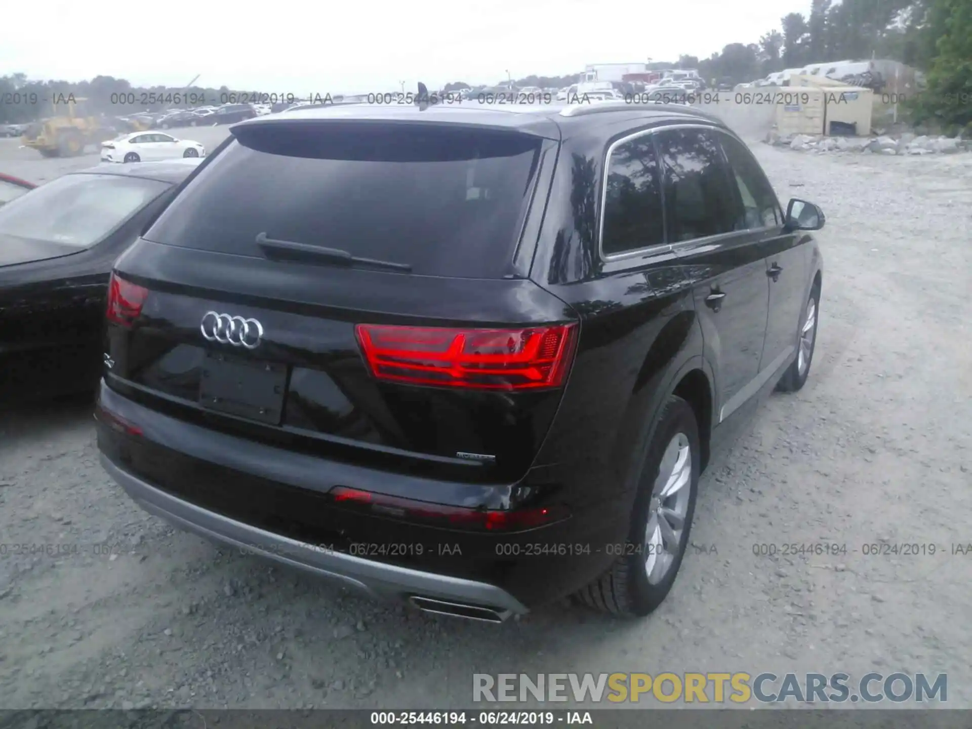 4 Photograph of a damaged car WA1LAAF75KD042304 AUDI Q7 2019