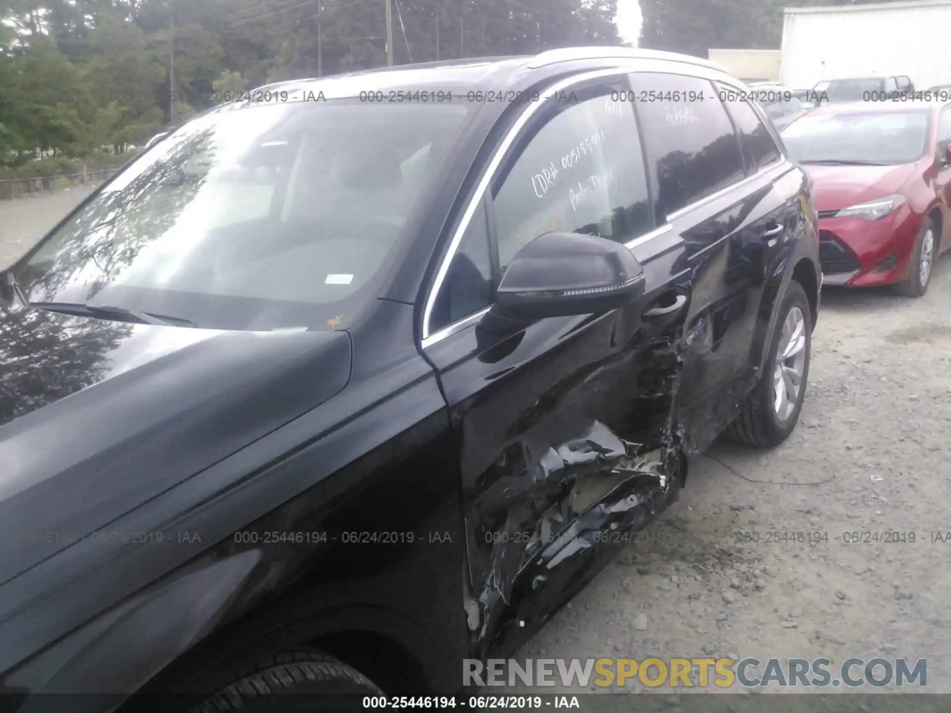 6 Photograph of a damaged car WA1LAAF75KD042304 AUDI Q7 2019