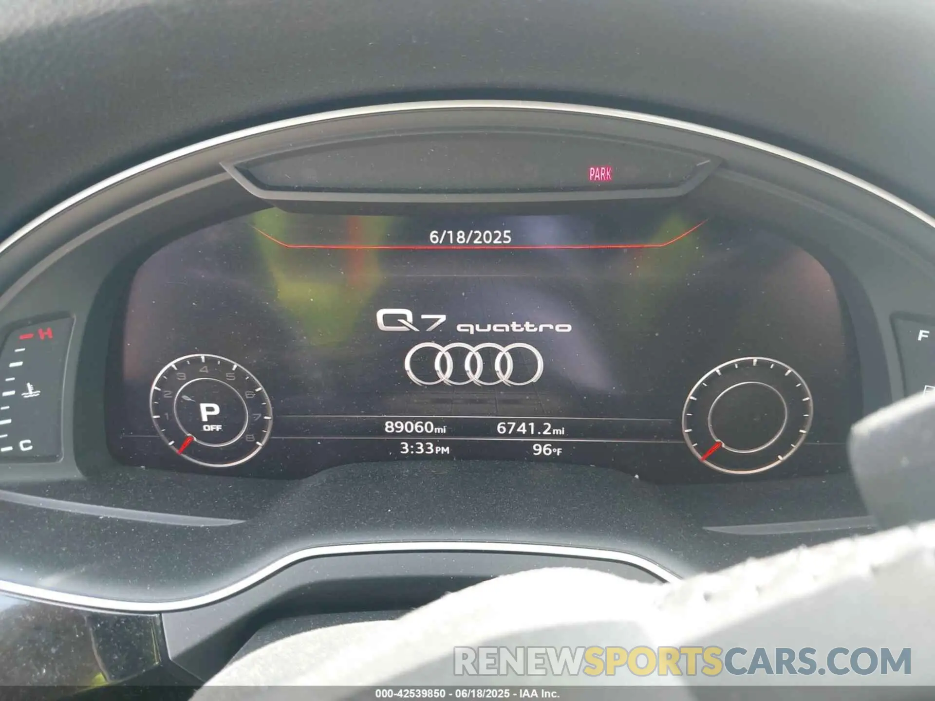 7 Photograph of a damaged car WA1LAAF75KD044439 AUDI Q7 2019