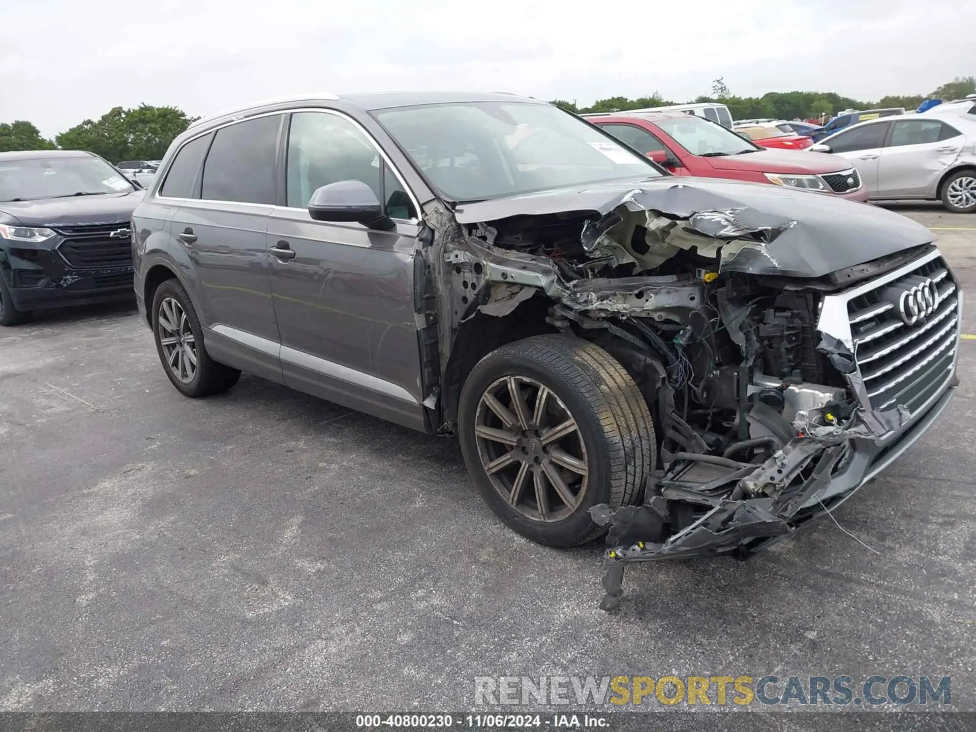 6 Photograph of a damaged car WA1LAAF76KD011739 AUDI Q7 2019
