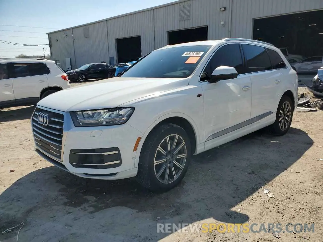 1 Photograph of a damaged car WA1LAAF76KD024801 AUDI Q7 2019