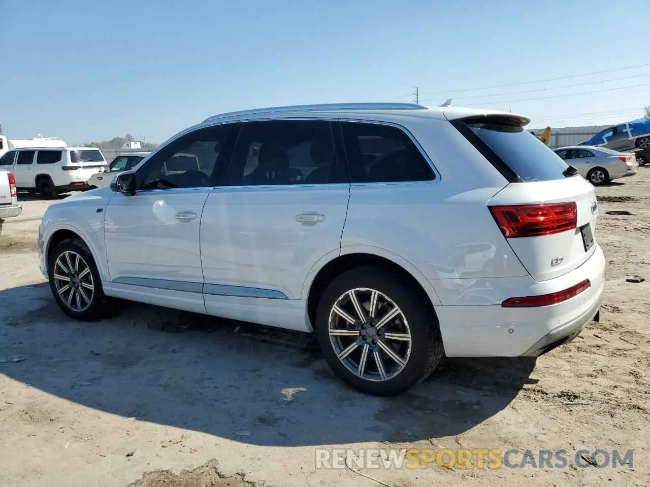 2 Photograph of a damaged car WA1LAAF76KD024801 AUDI Q7 2019