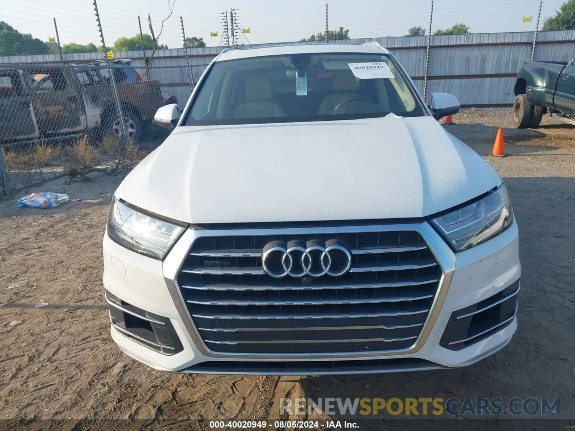 12 Photograph of a damaged car WA1LAAF76KD048368 AUDI Q7 2019