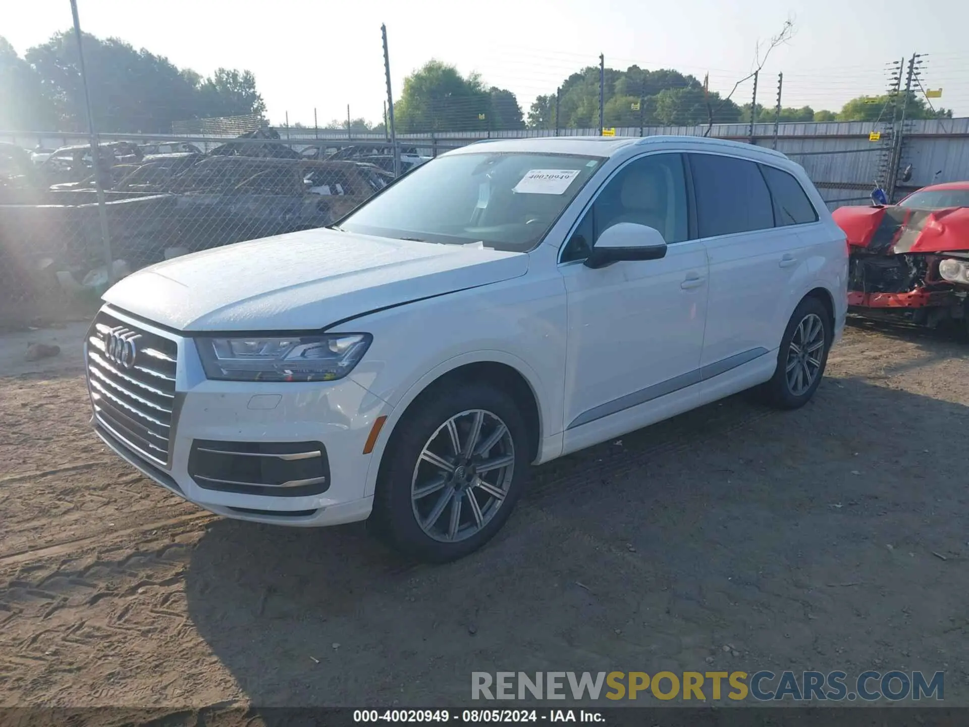 2 Photograph of a damaged car WA1LAAF76KD048368 AUDI Q7 2019