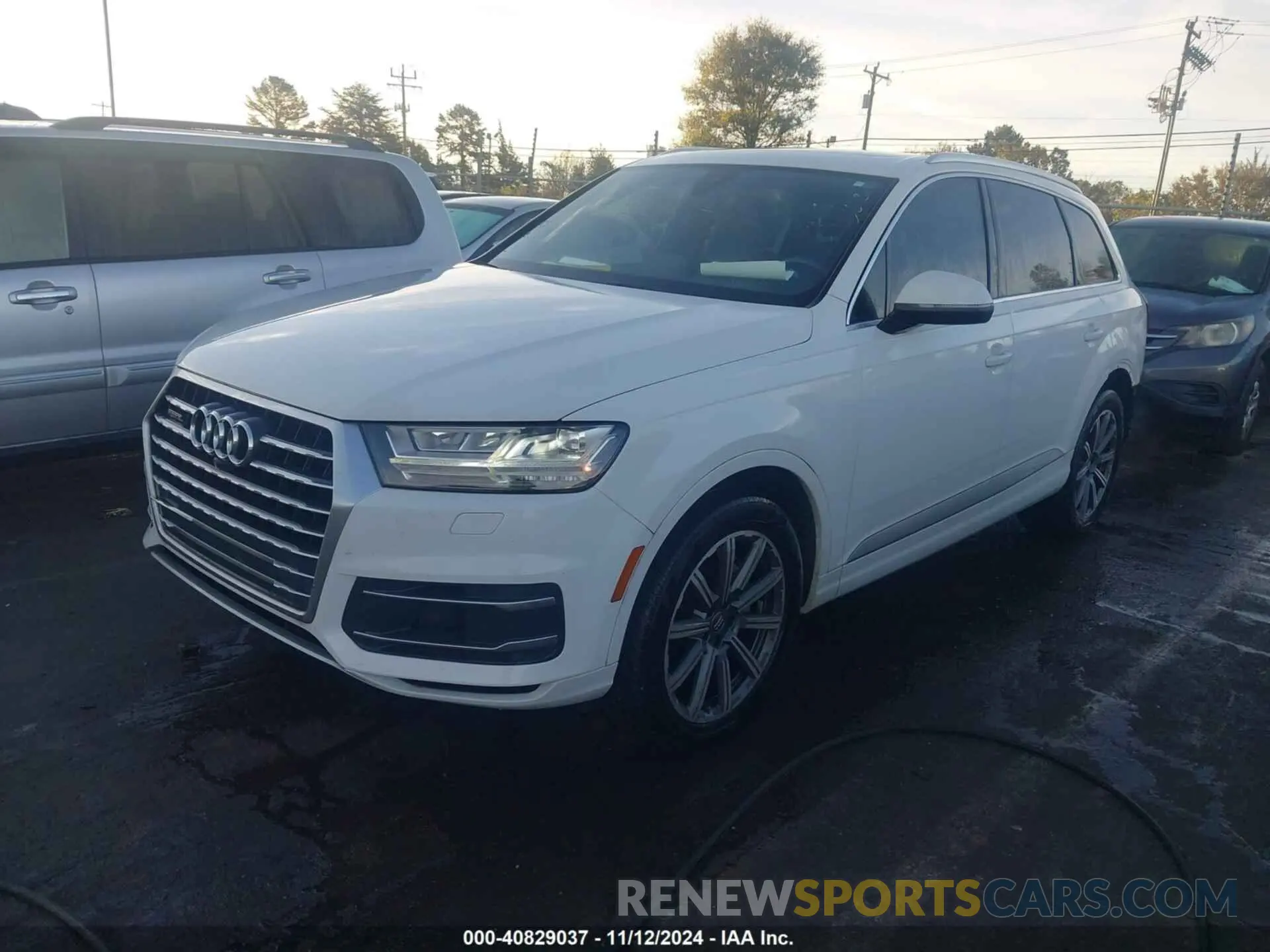 2 Photograph of a damaged car WA1LAAF77KD007411 AUDI Q7 2019