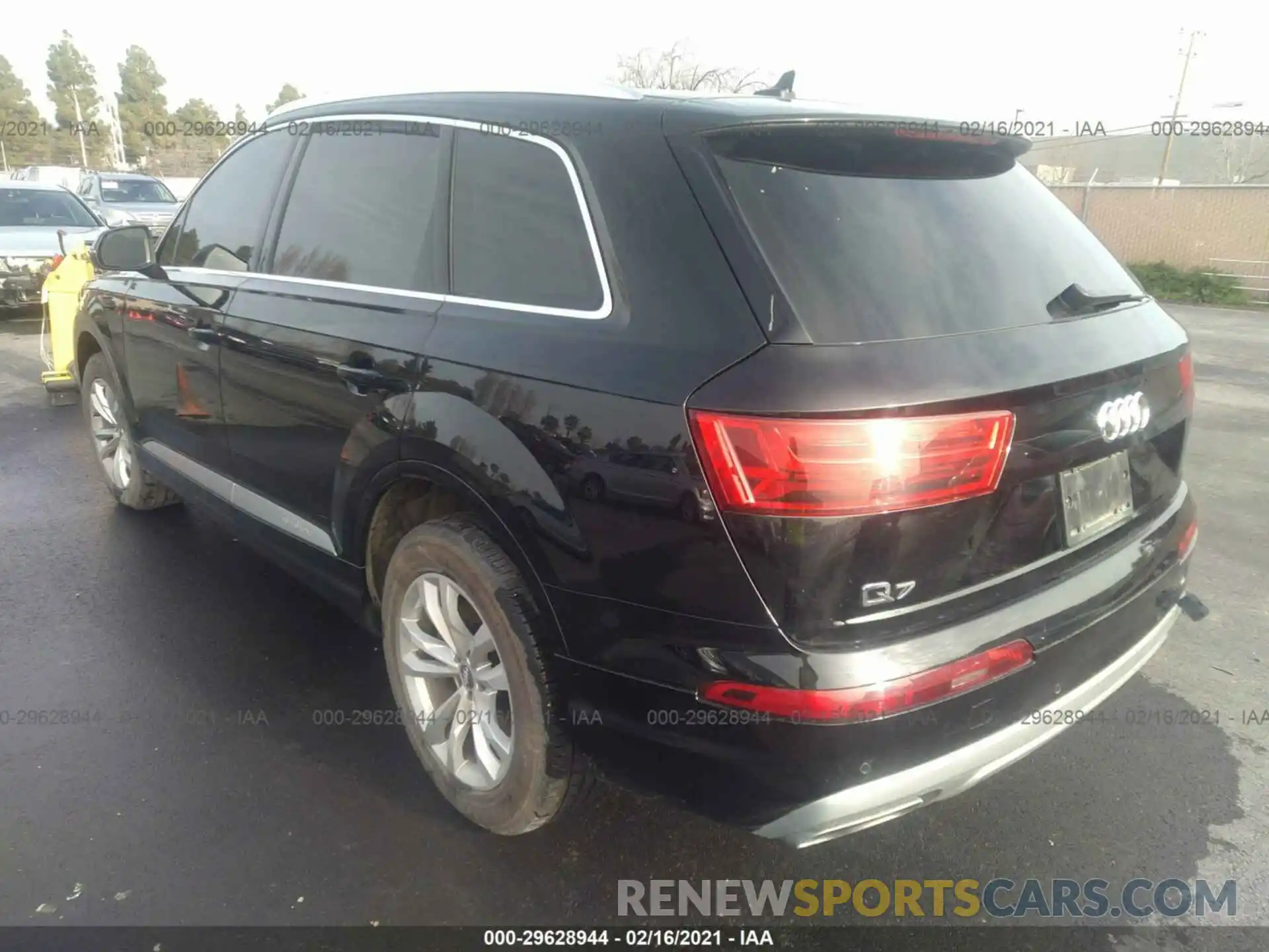 3 Photograph of a damaged car WA1LAAF77KD013886 AUDI Q7 2019