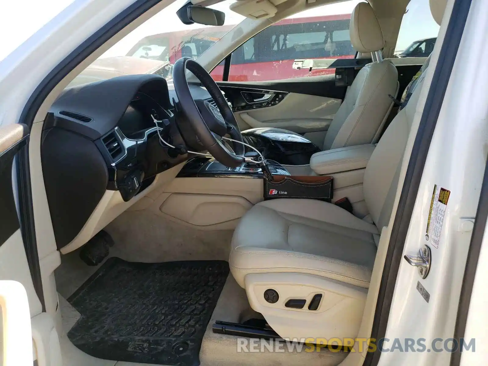 5 Photograph of a damaged car WA1LAAF77KD014200 AUDI Q7 2019