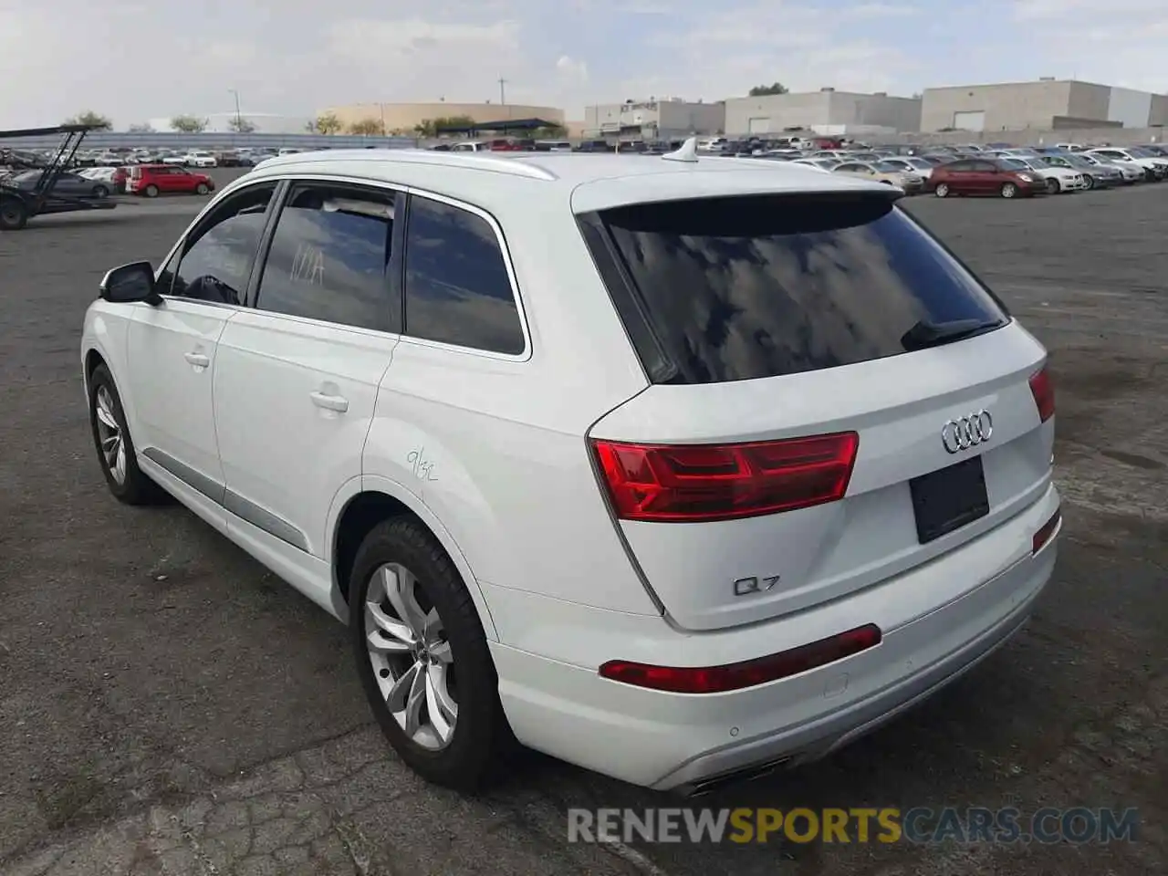 3 Photograph of a damaged car WA1LAAF77KD042935 AUDI Q7 2019