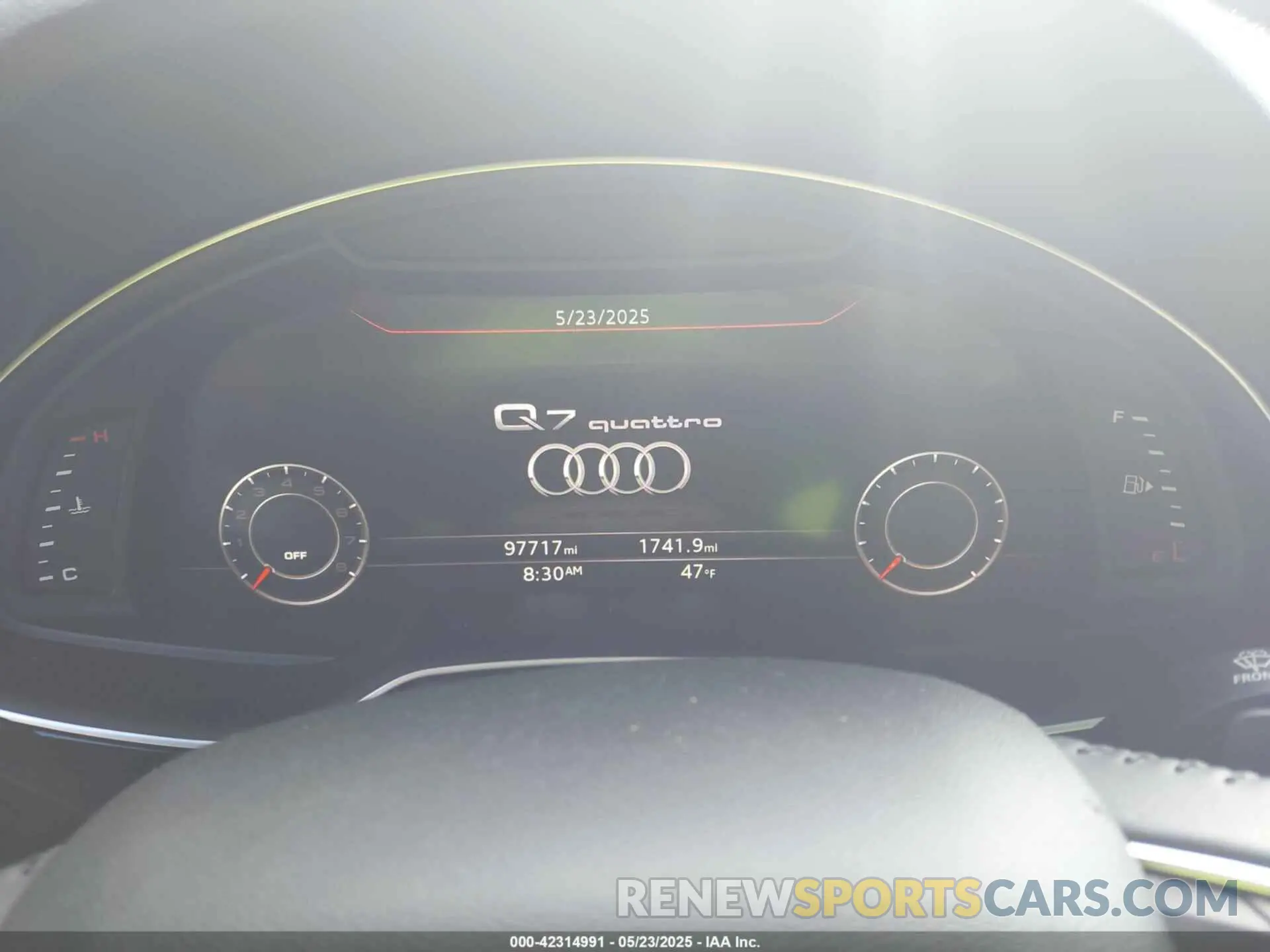 7 Photograph of a damaged car WA1LAAF78KD001374 AUDI Q7 2019