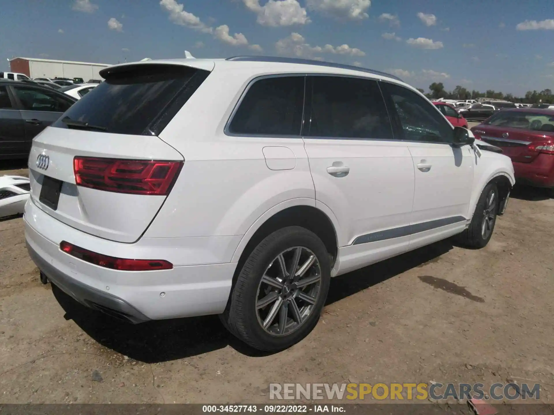 4 Photograph of a damaged car WA1LAAF78KD002766 AUDI Q7 2019