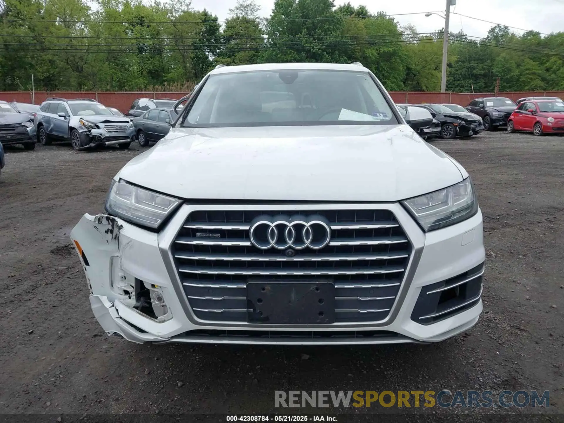 12 Photograph of a damaged car WA1LAAF78KD008289 AUDI Q7 2019