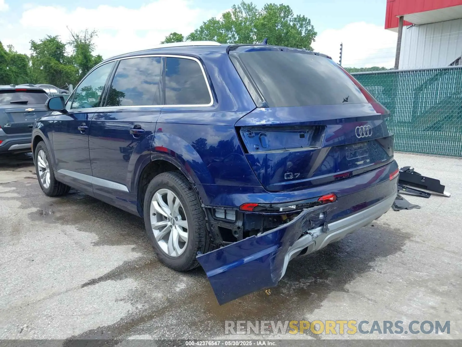 6 Photograph of a damaged car WA1LAAF78KD037422 AUDI Q7 2019