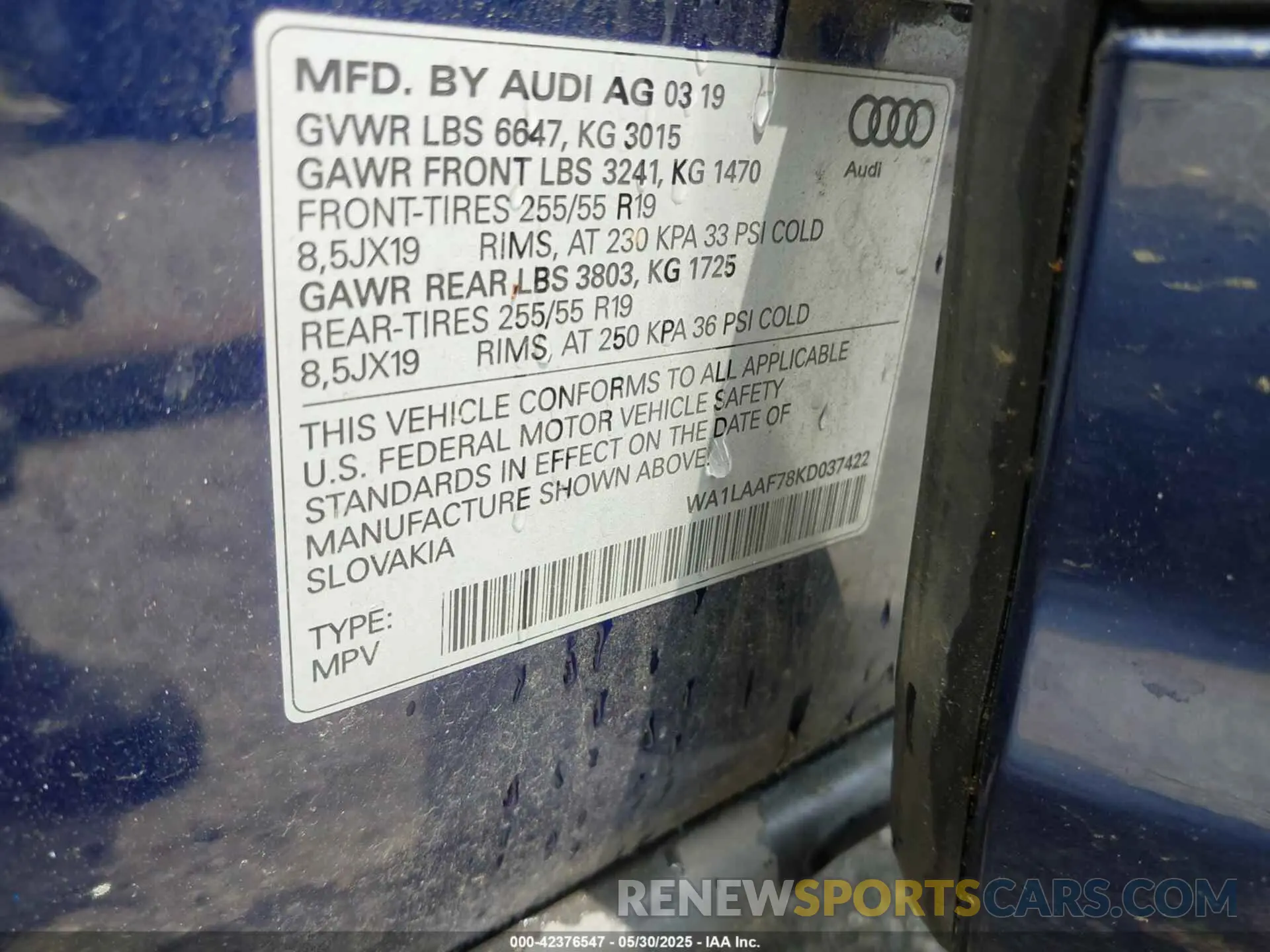 9 Photograph of a damaged car WA1LAAF78KD037422 AUDI Q7 2019