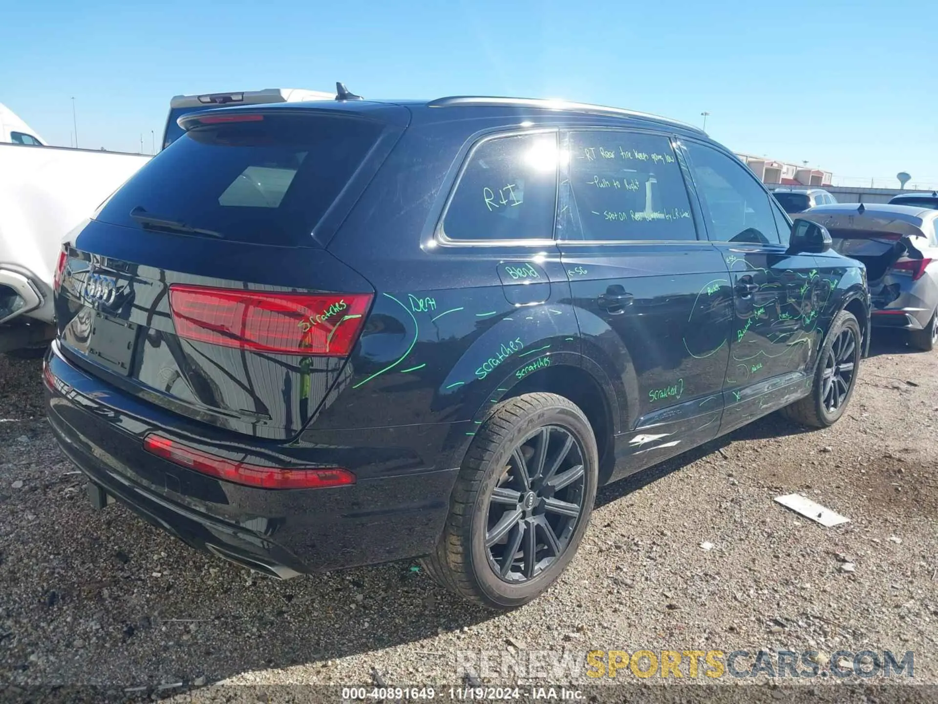 4 Photograph of a damaged car WA1LAAF78KD047772 AUDI Q7 2019