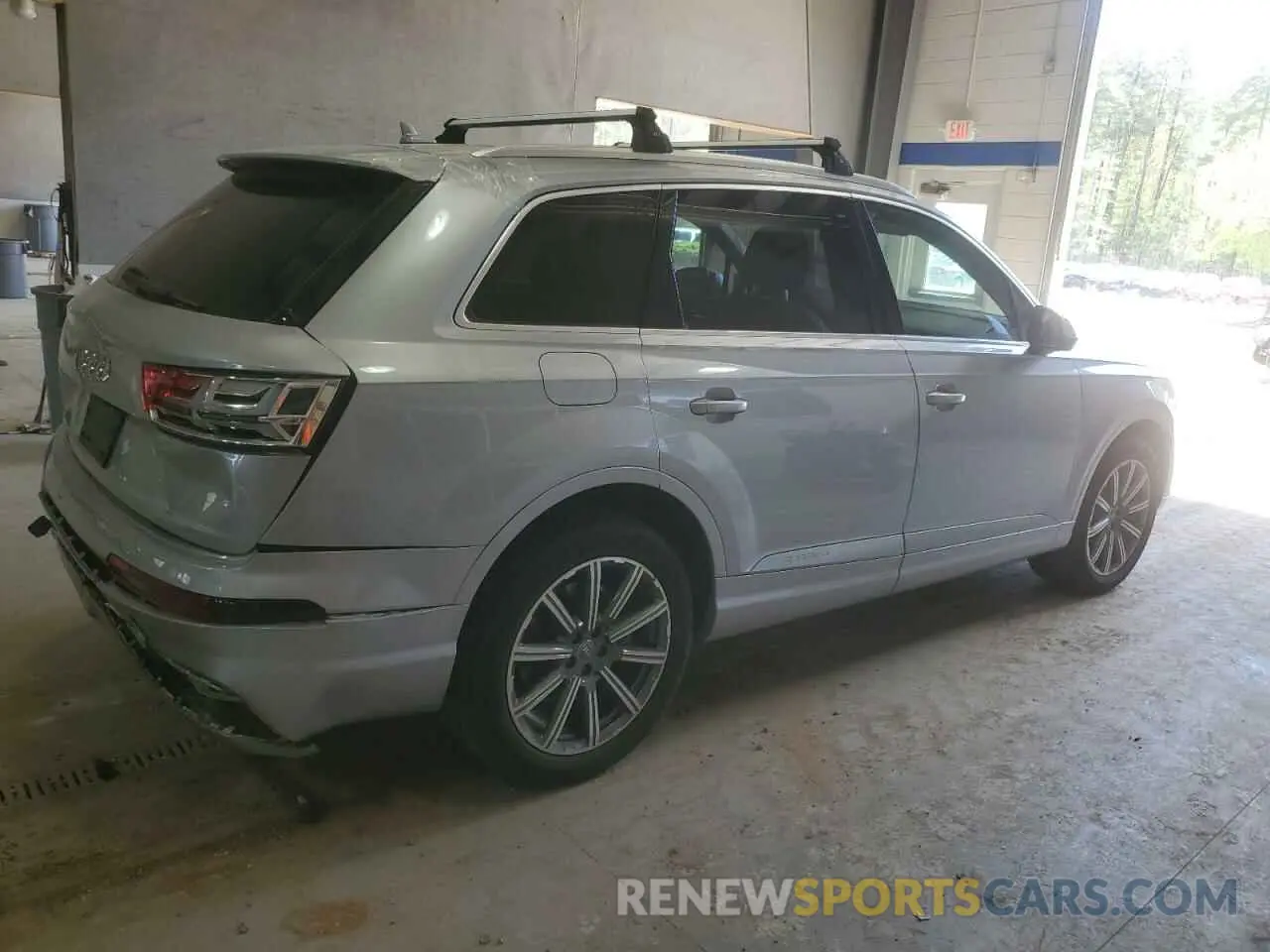3 Photograph of a damaged car WA1LAAF79KD000539 AUDI Q7 2019