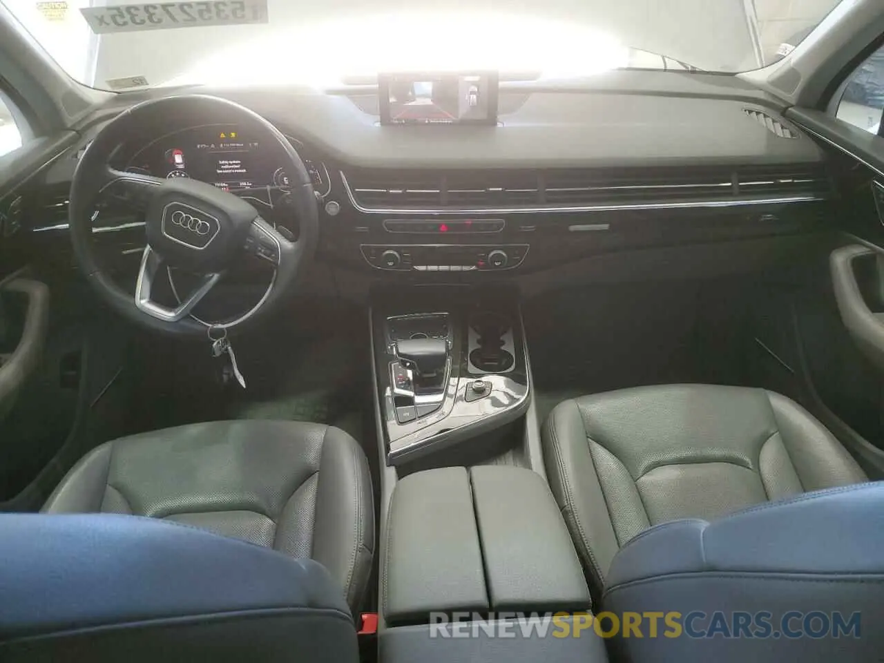 8 Photograph of a damaged car WA1LAAF79KD000539 AUDI Q7 2019