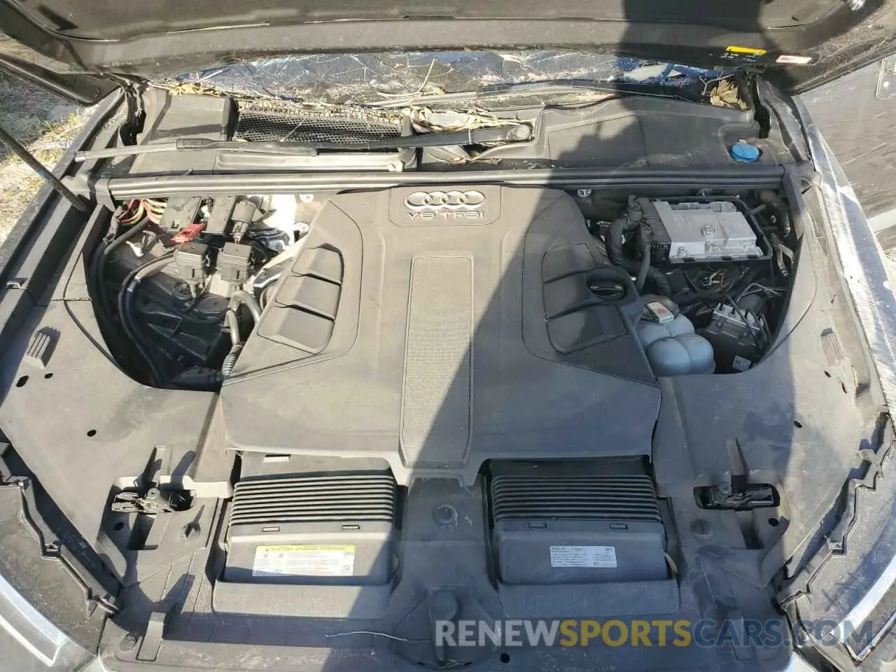 12 Photograph of a damaged car WA1LAAF79KD006146 AUDI Q7 2019