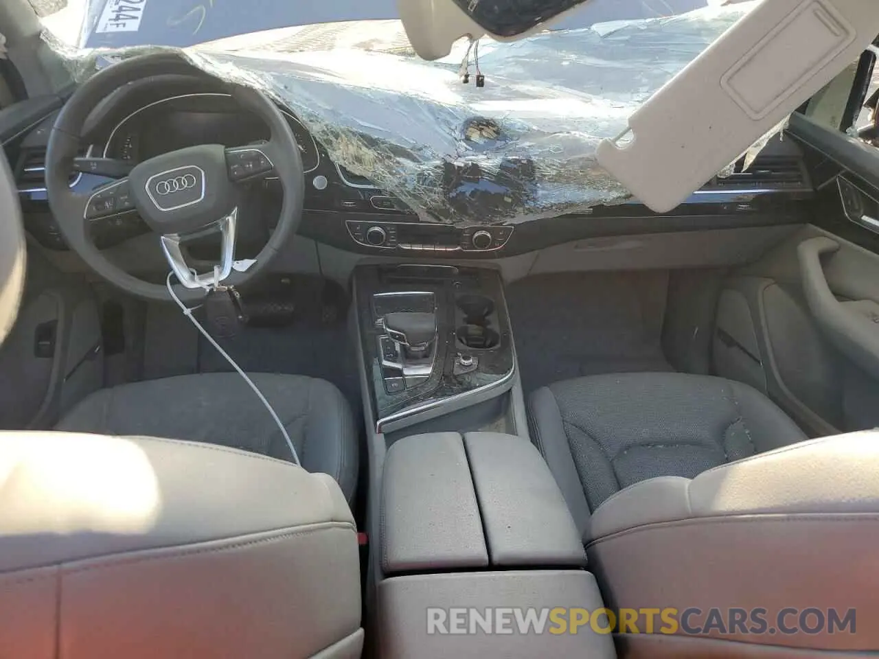 8 Photograph of a damaged car WA1LAAF79KD006146 AUDI Q7 2019