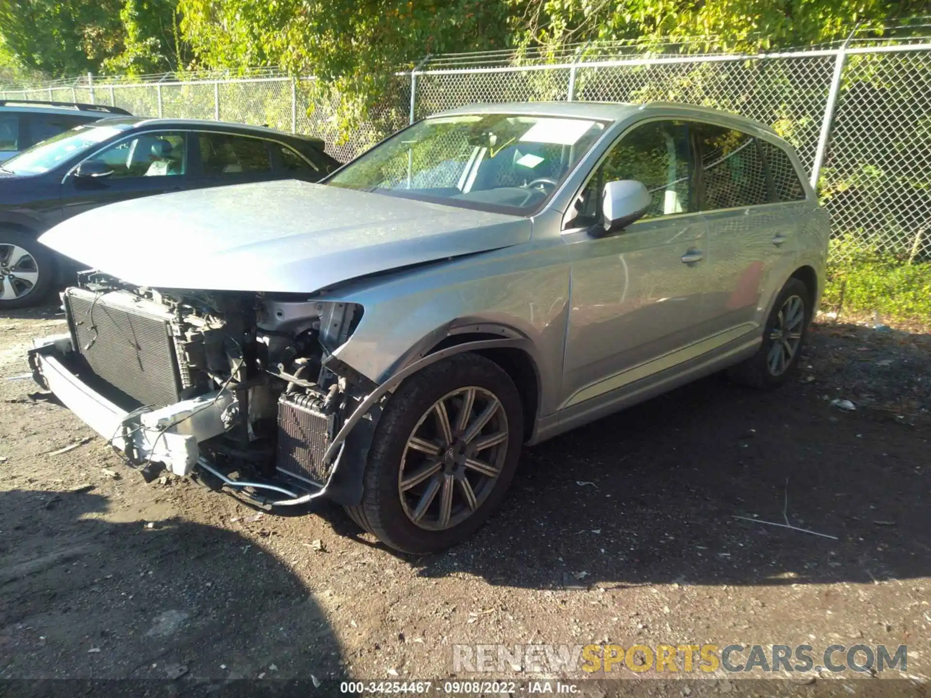 2 Photograph of a damaged car WA1LAAF79KD011024 AUDI Q7 2019