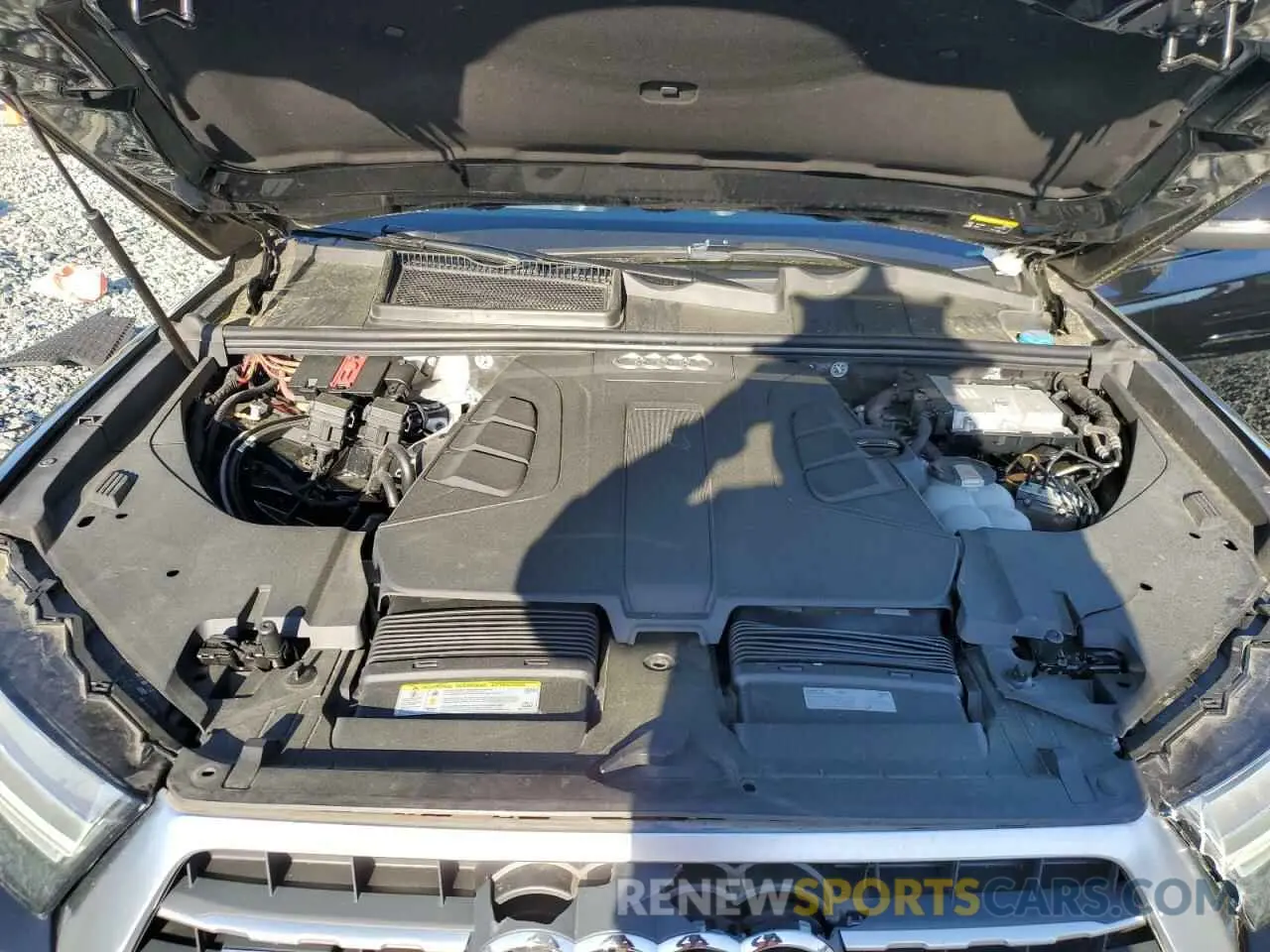 13 Photograph of a damaged car WA1LAAF79KD013503 AUDI Q7 2019
