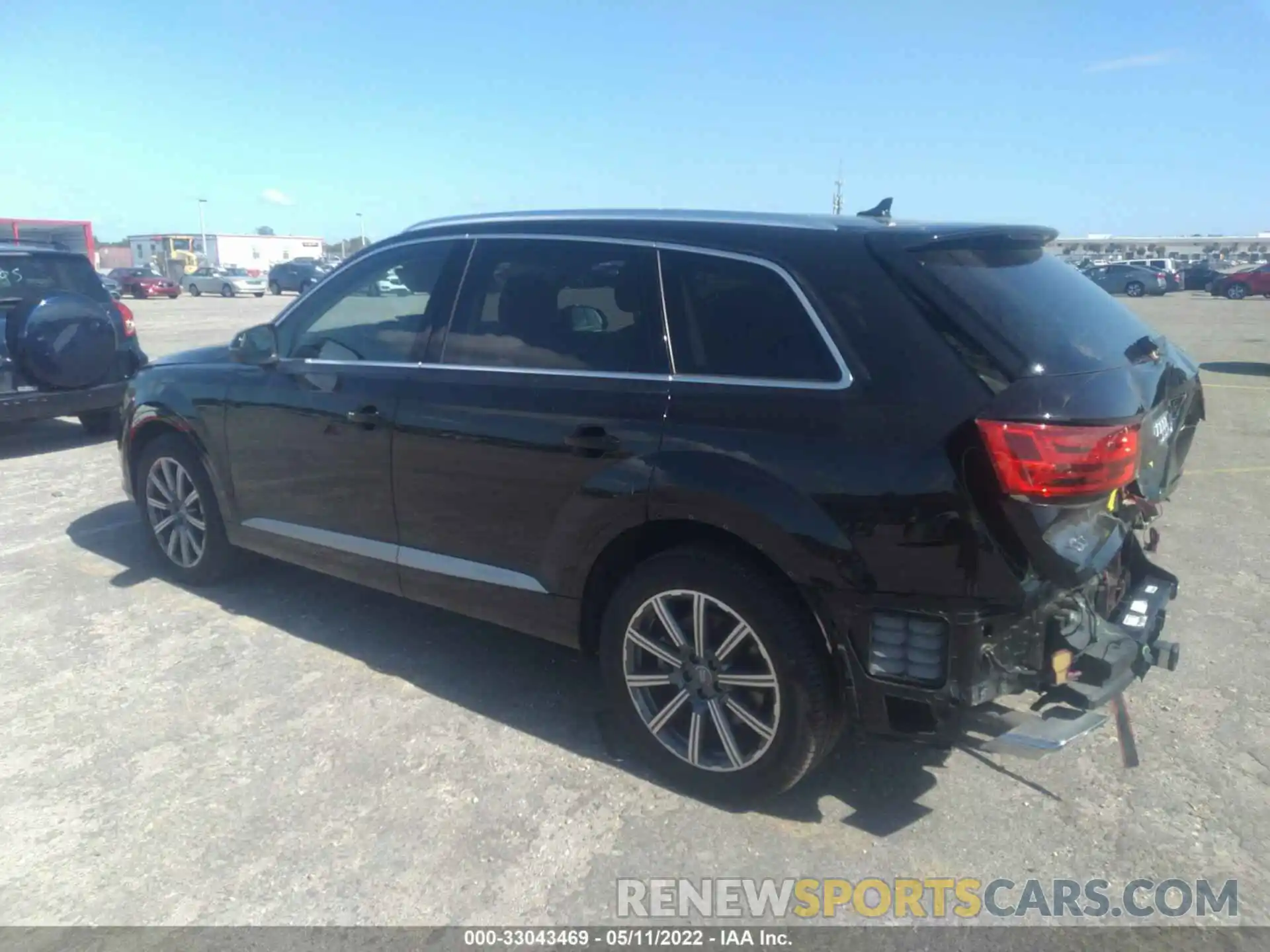 3 Photograph of a damaged car WA1LAAF79KD021407 AUDI Q7 2019