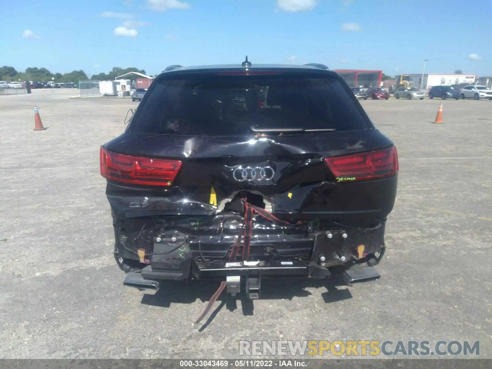 6 Photograph of a damaged car WA1LAAF79KD021407 AUDI Q7 2019