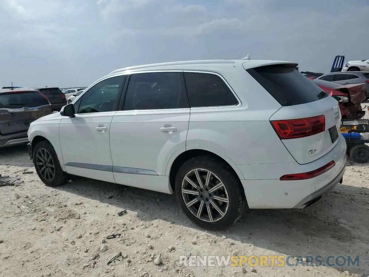 2 Photograph of a damaged car WA1LAAF79KD023383 AUDI Q7 2019