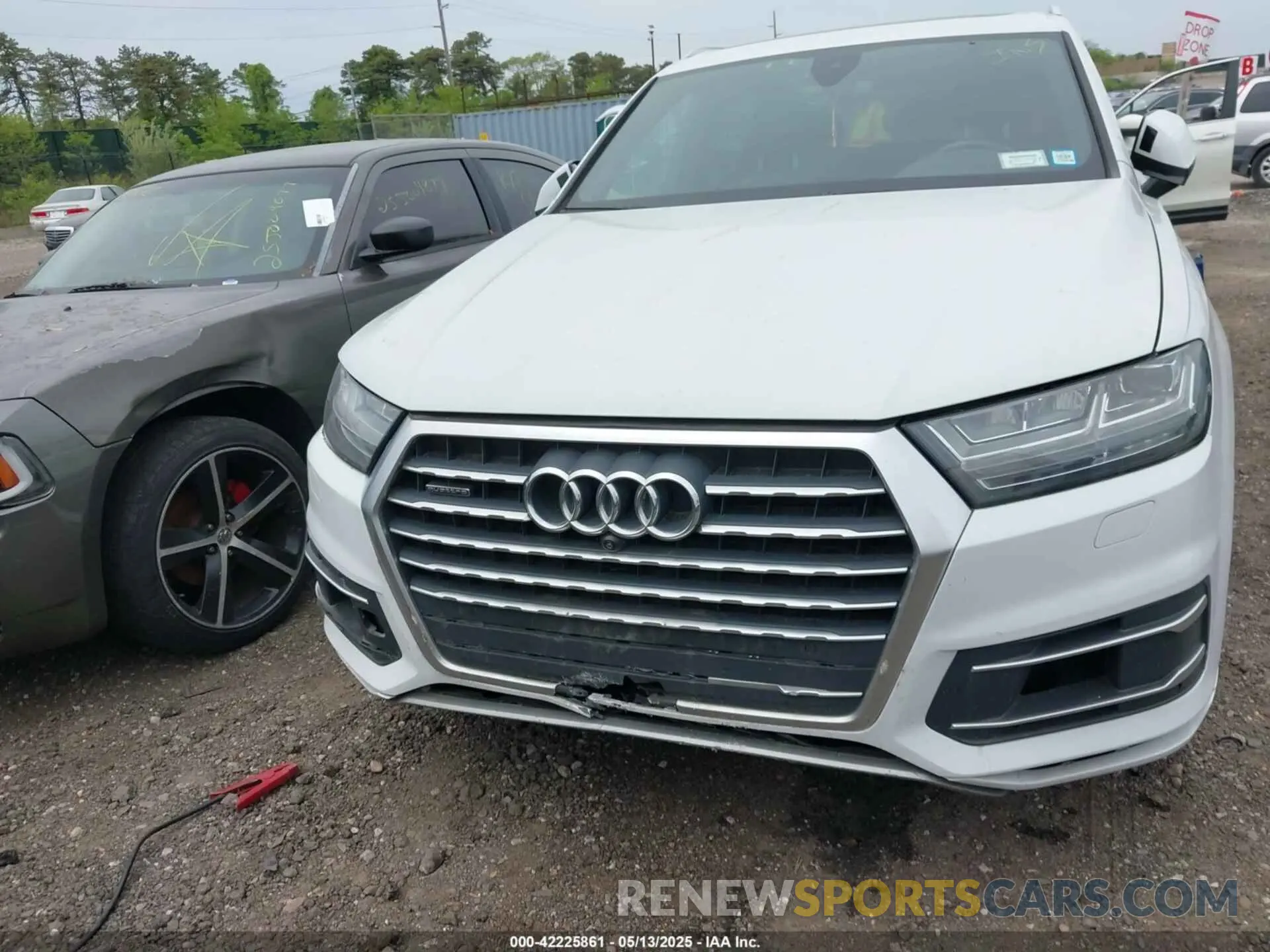 12 Photograph of a damaged car WA1LAAF7XKD006382 AUDI Q7 2019