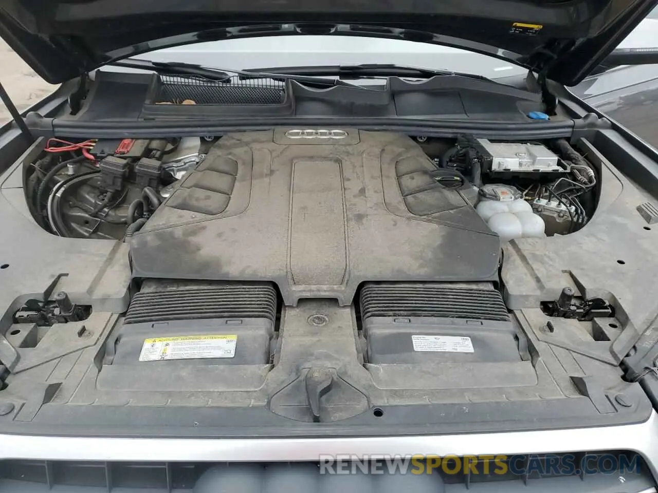 12 Photograph of a damaged car WA1LAAF7XKD013901 AUDI Q7 2019