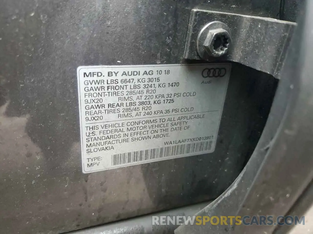 13 Photograph of a damaged car WA1LAAF7XKD013901 AUDI Q7 2019